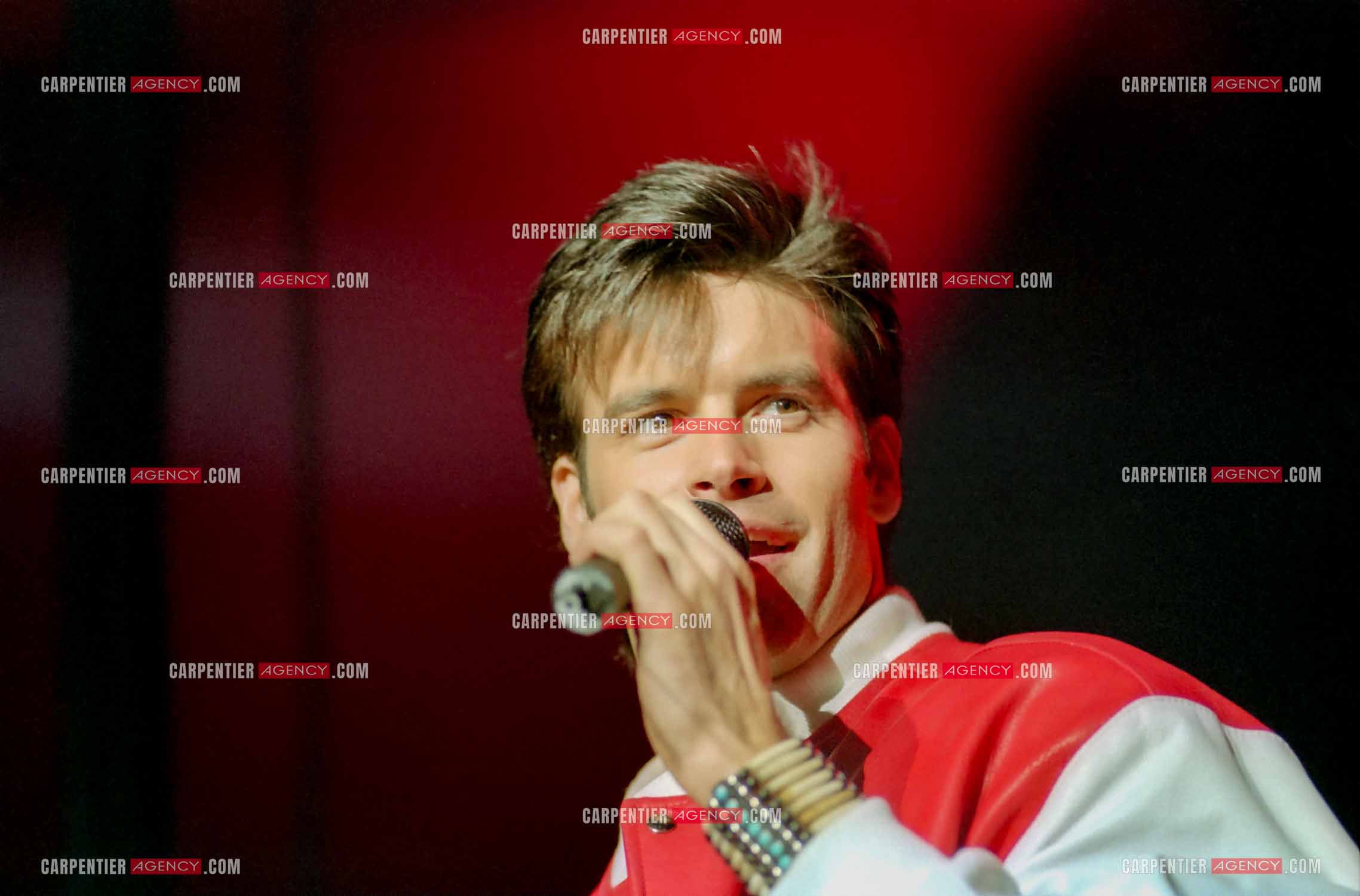 Le chanteur Canadien Roch Voisine en concert au POPB de Paris Bercy le 6 Février 1992.