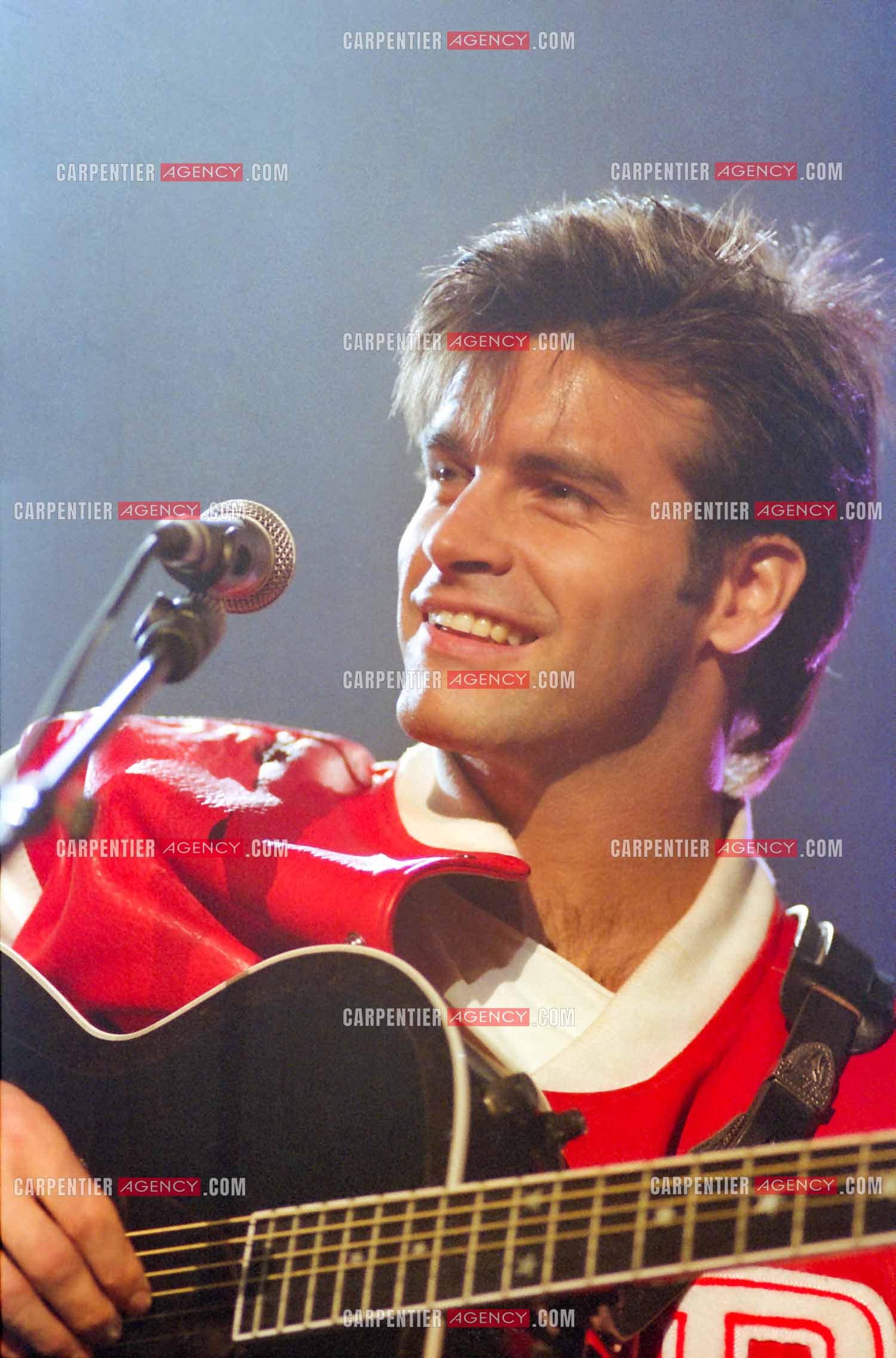 Le chanteur Canadien Roch Voisine en concert au POPB de Paris Bercy le 6 Février 1992.