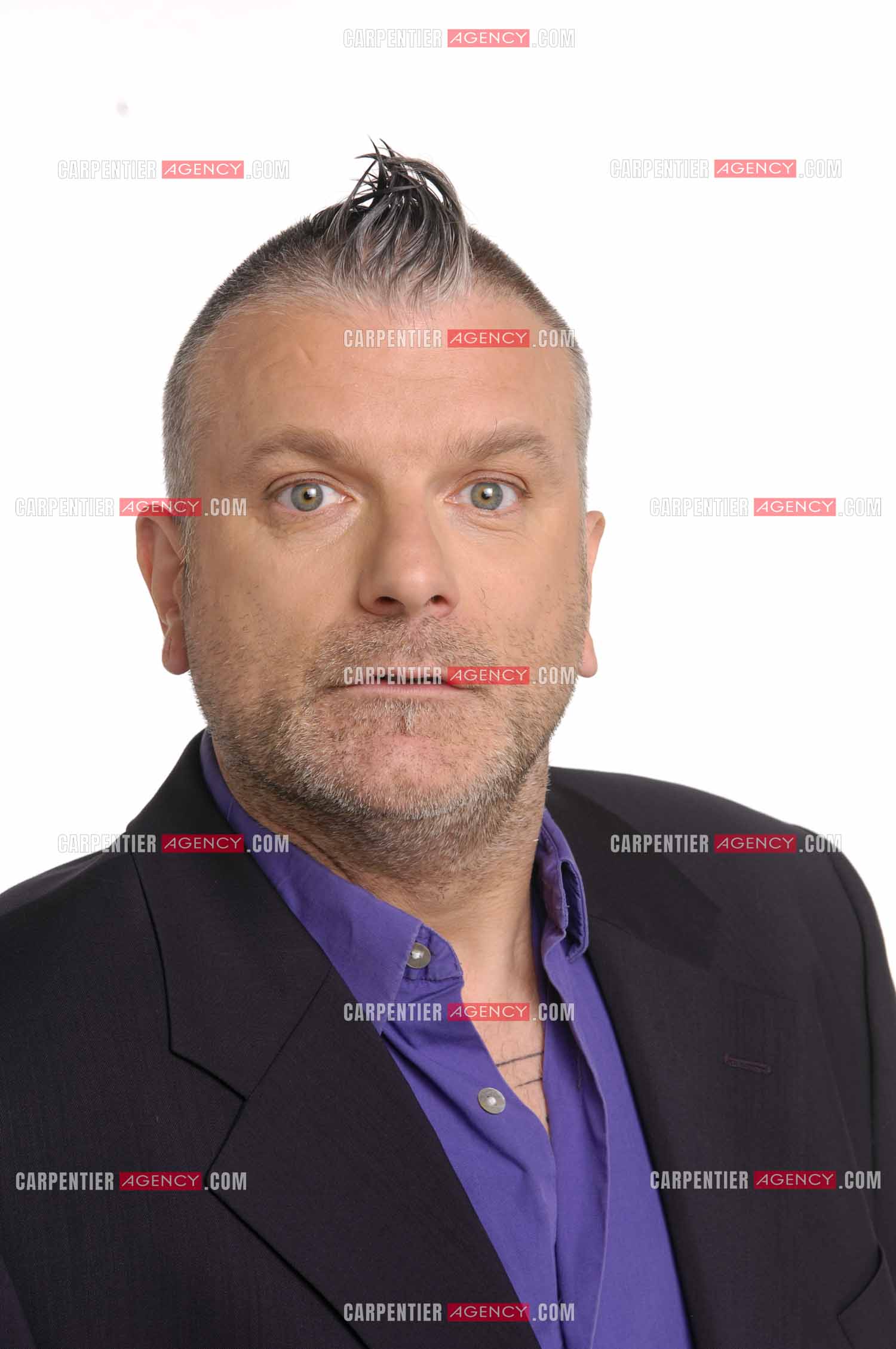 Le chanteur Sansévérino. ( Exclusif )