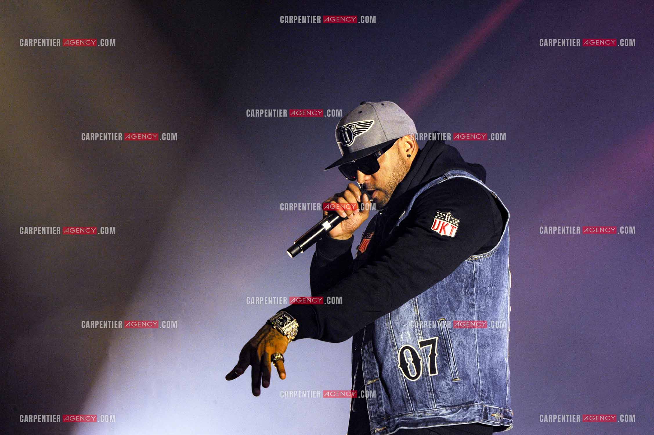 Le rappeur Élie Yaffa, dit Booba en concert au Zénith de Paris en 2007. ( Exclusif )