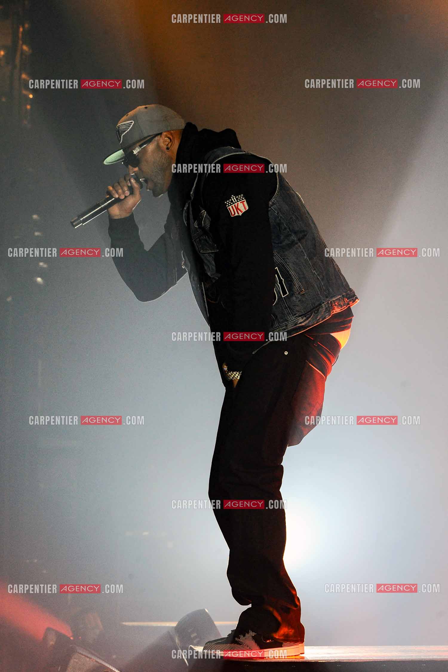 Le rappeur Élie Yaffa, dit Booba en concert au Zénith de Paris en 2007. ( Exclusif )