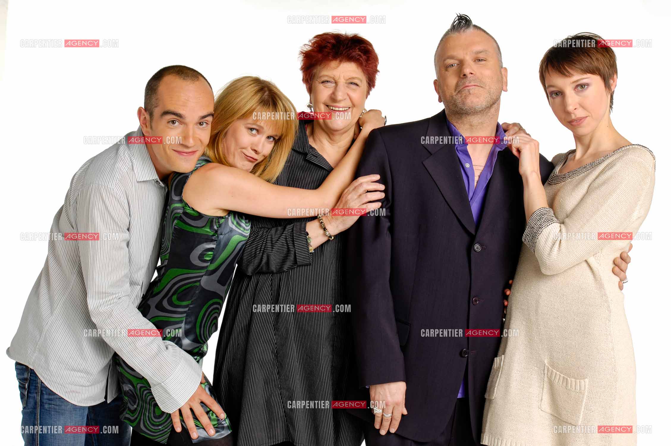 La chanteuse Anne Sylvestre  et sa troupe " Génération Sylvestre " avec Sansévérino, Guillaume Adelbert, Agnès Bihl, et Jeanne Cherhal. ( Exclusif )