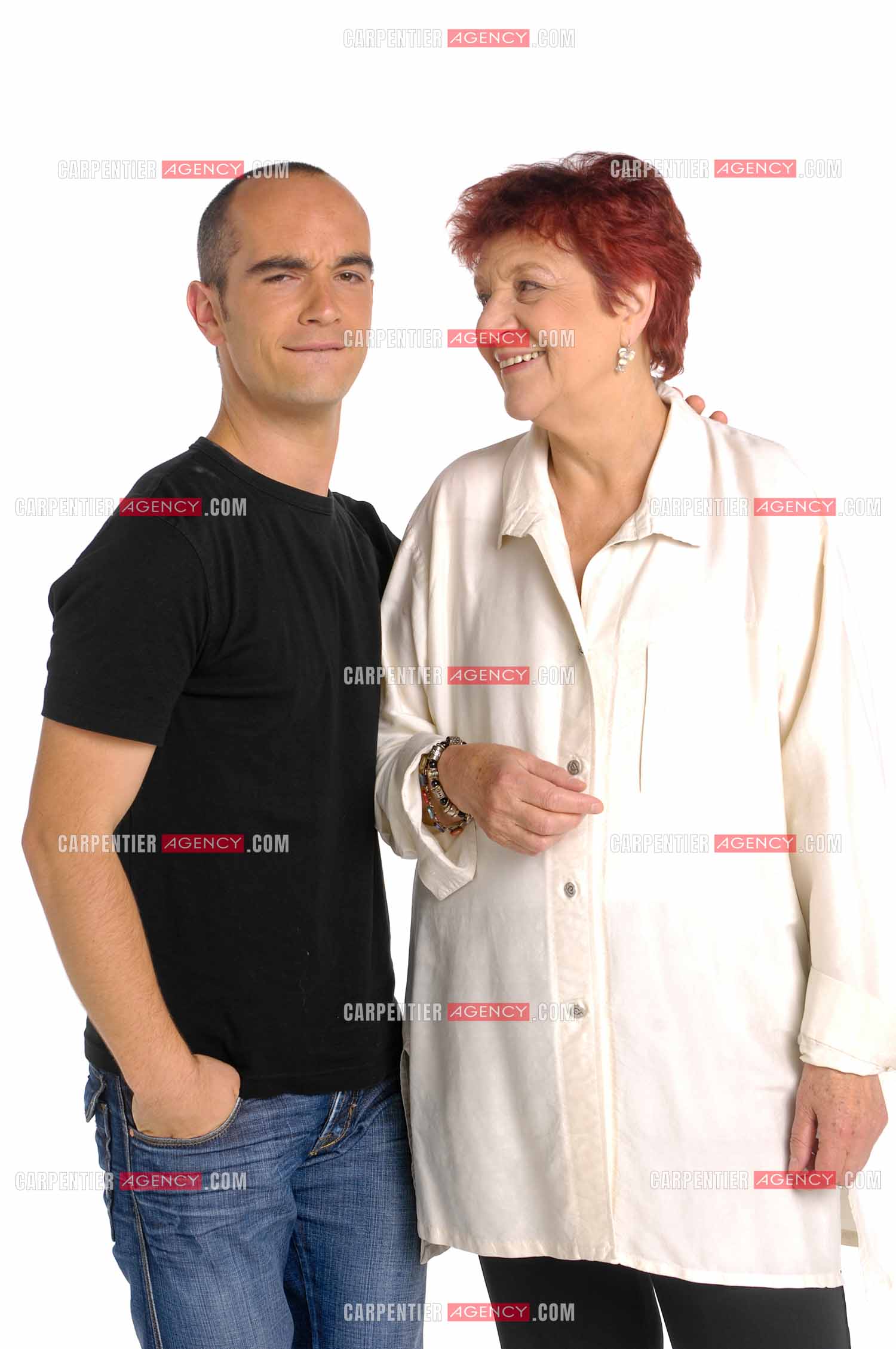 La chanteusenAnne Sylvestre et Adelbert Guillaume. ( Exclusif )