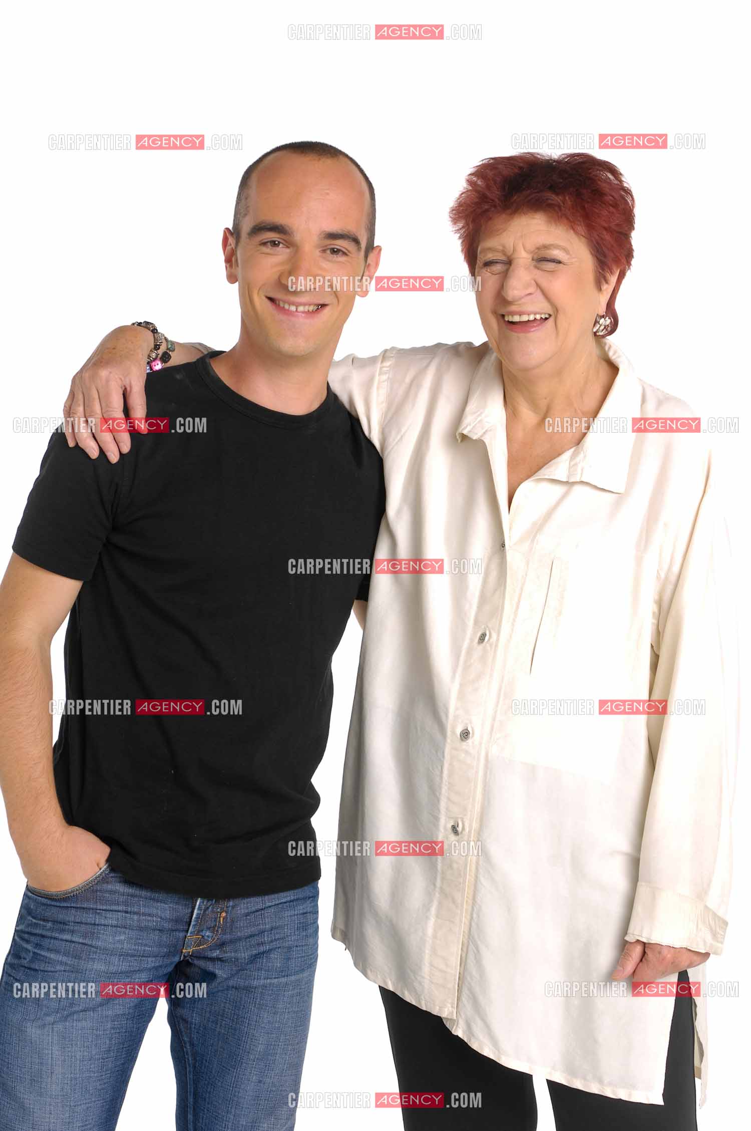 La chanteusenAnne Sylvestre et Adelbert Guillaume. ( Exclusif )