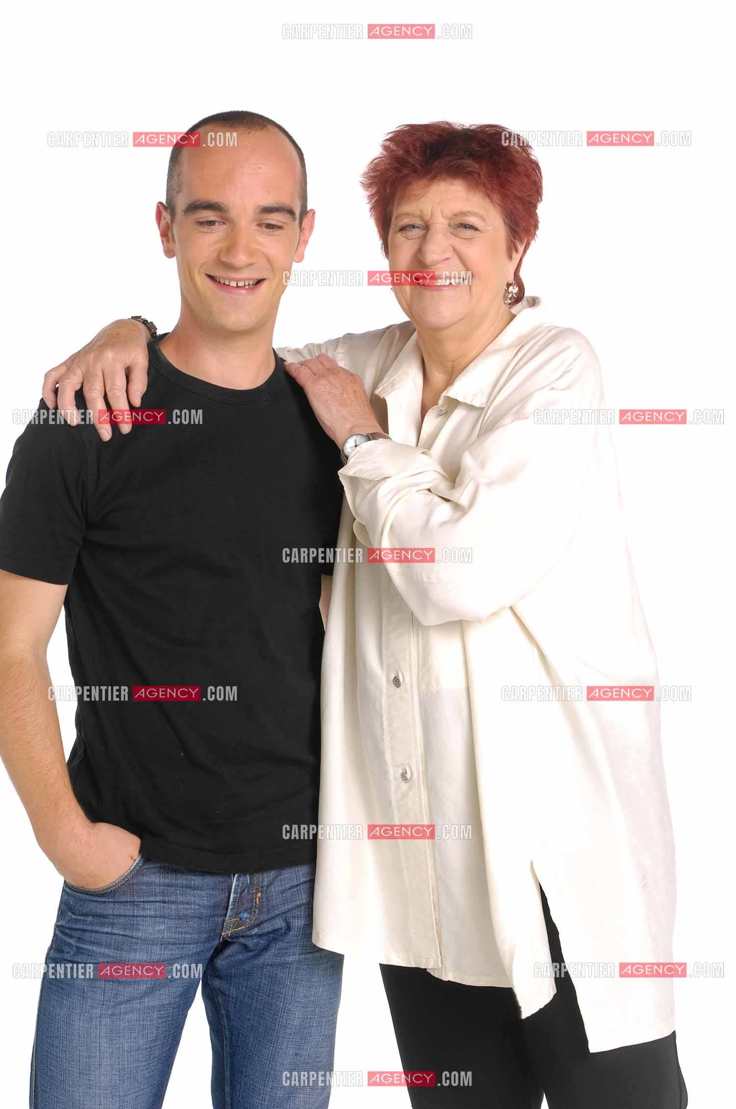 La chanteusenAnne Sylvestre et Adelbert Guillaume. ( Exclusif )