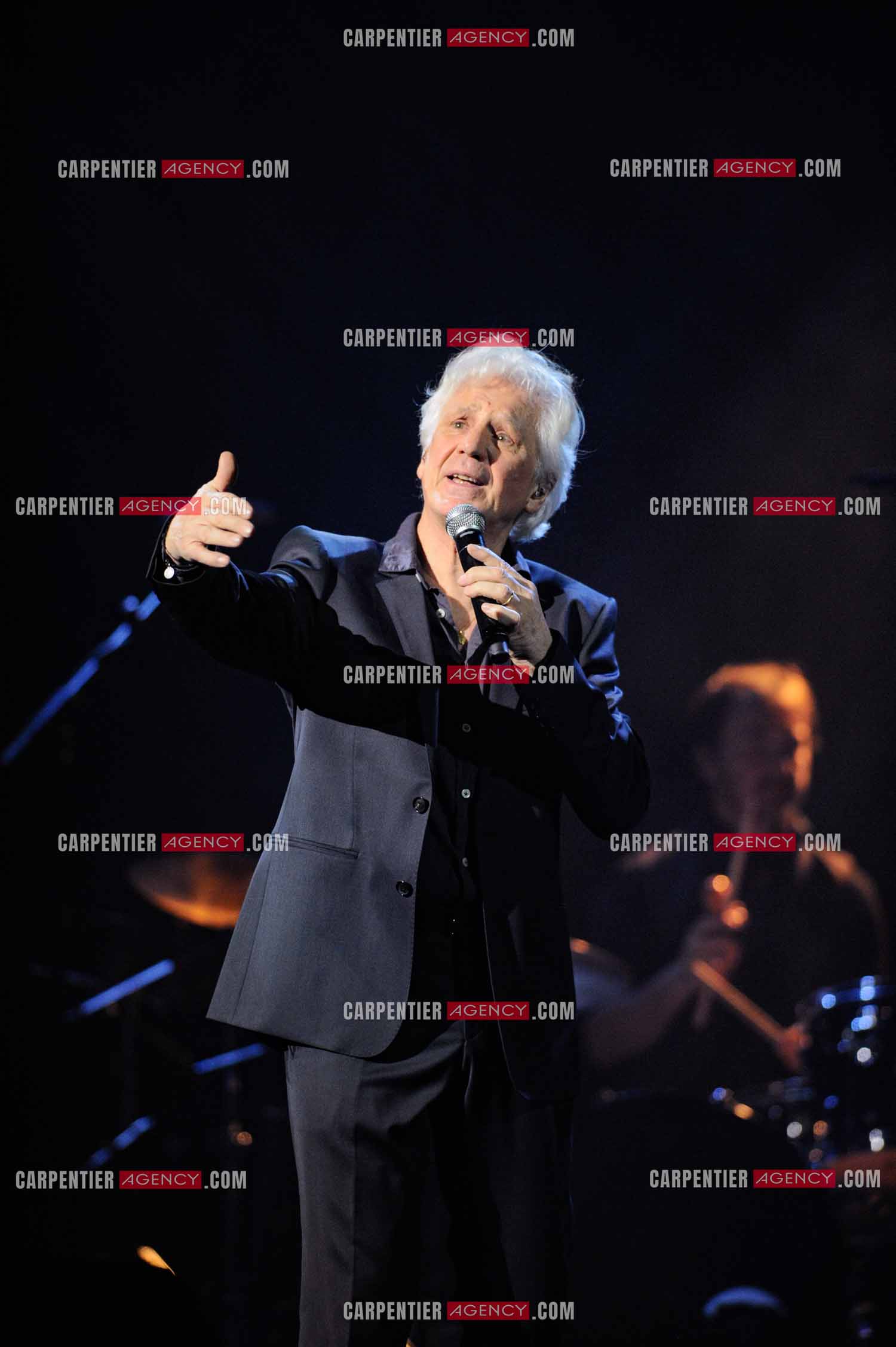 Le chanteur Gérard Lenorman en concert au Grand Rex à Paris.  ( Exclusif )