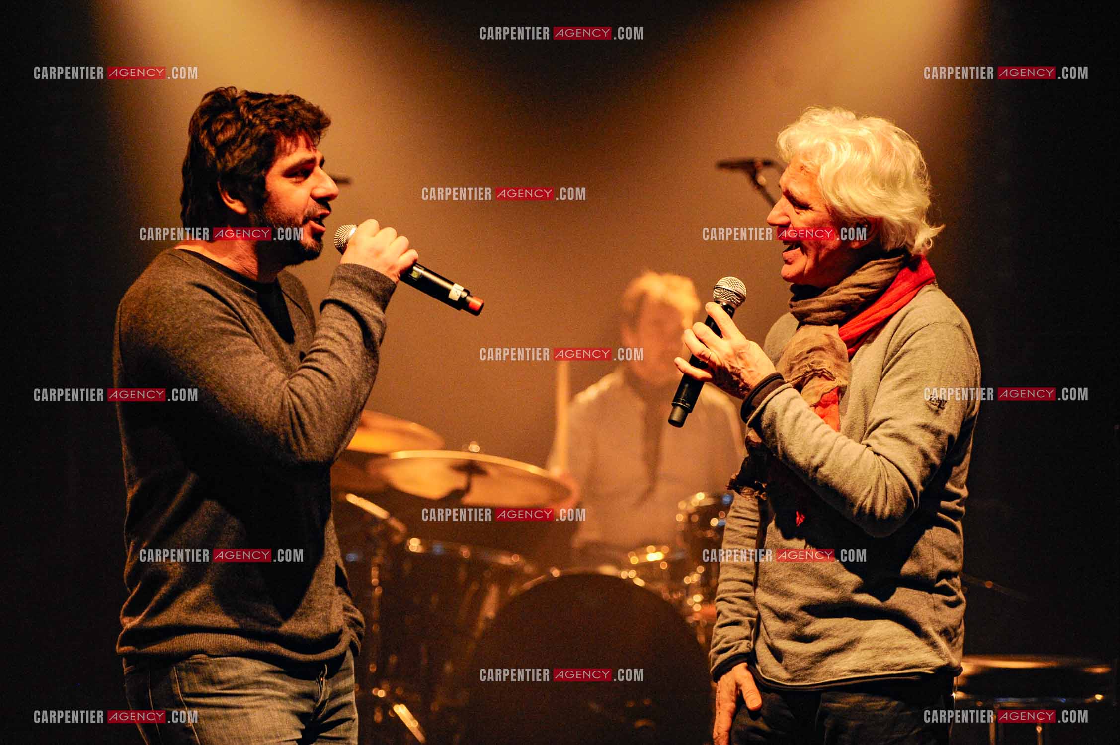 Le chanteur Gérard Lenorman en concert au Grand Rex à Paris. Lors des répétitions, Gérard Lenorman et Patrick Fiori.  ( Exclusif )