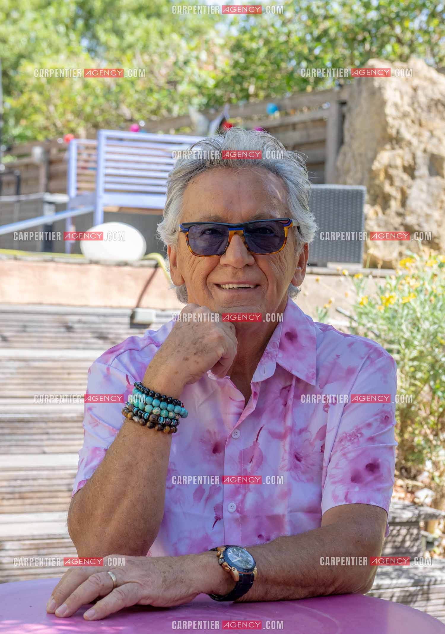Portrait du chanteur Jean-Pierre Savelli chez lui dans le Var le 28 Mai 2025.  ( Exclusif )
