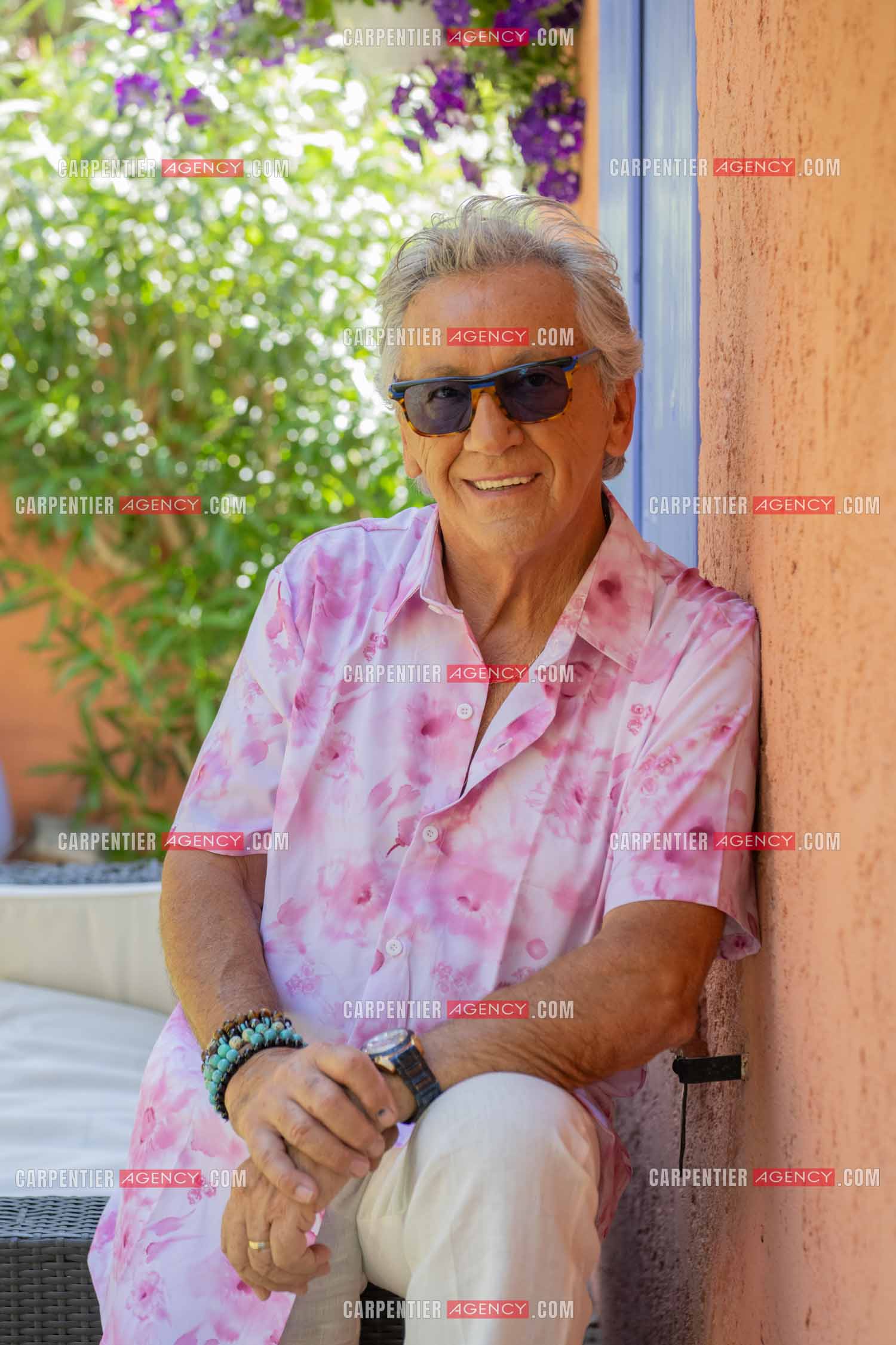 Portrait du chanteur Jean-Pierre Savelli chez lui dans le Var le 28 Mai 2025.  ( Exclusif )