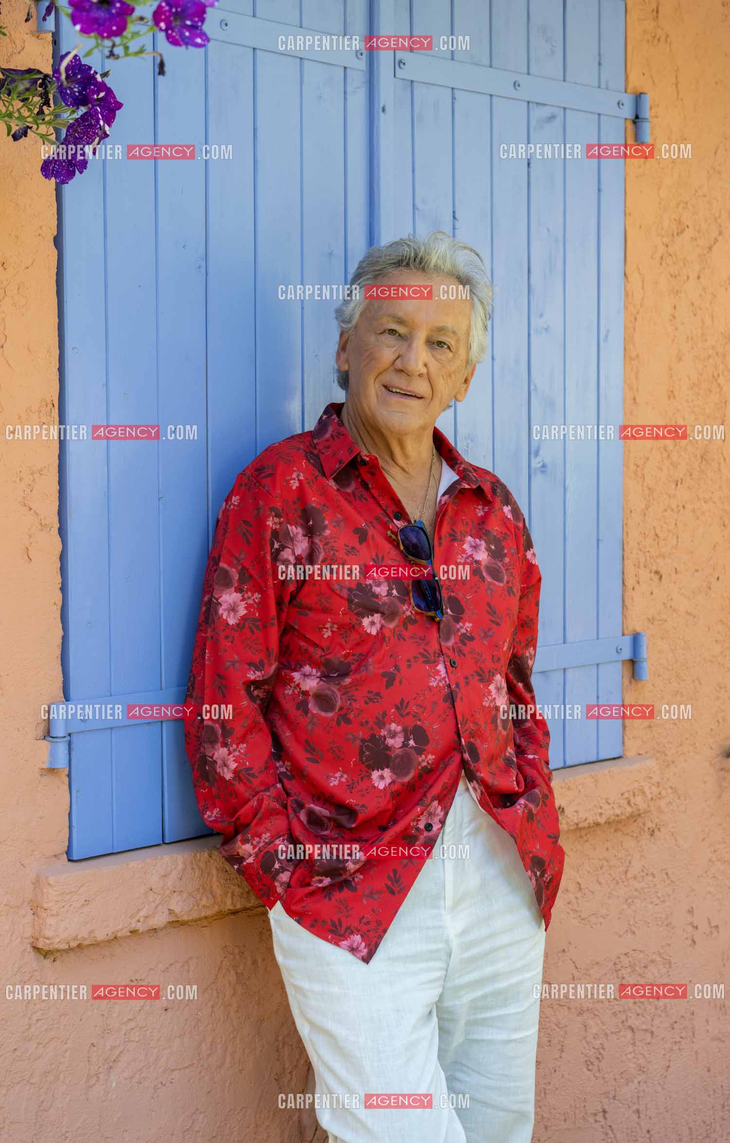Portrait du chanteur Jean-Pierre Savelli chez lui dans le Var le 28 Mai 2025.  ( Exclusif )