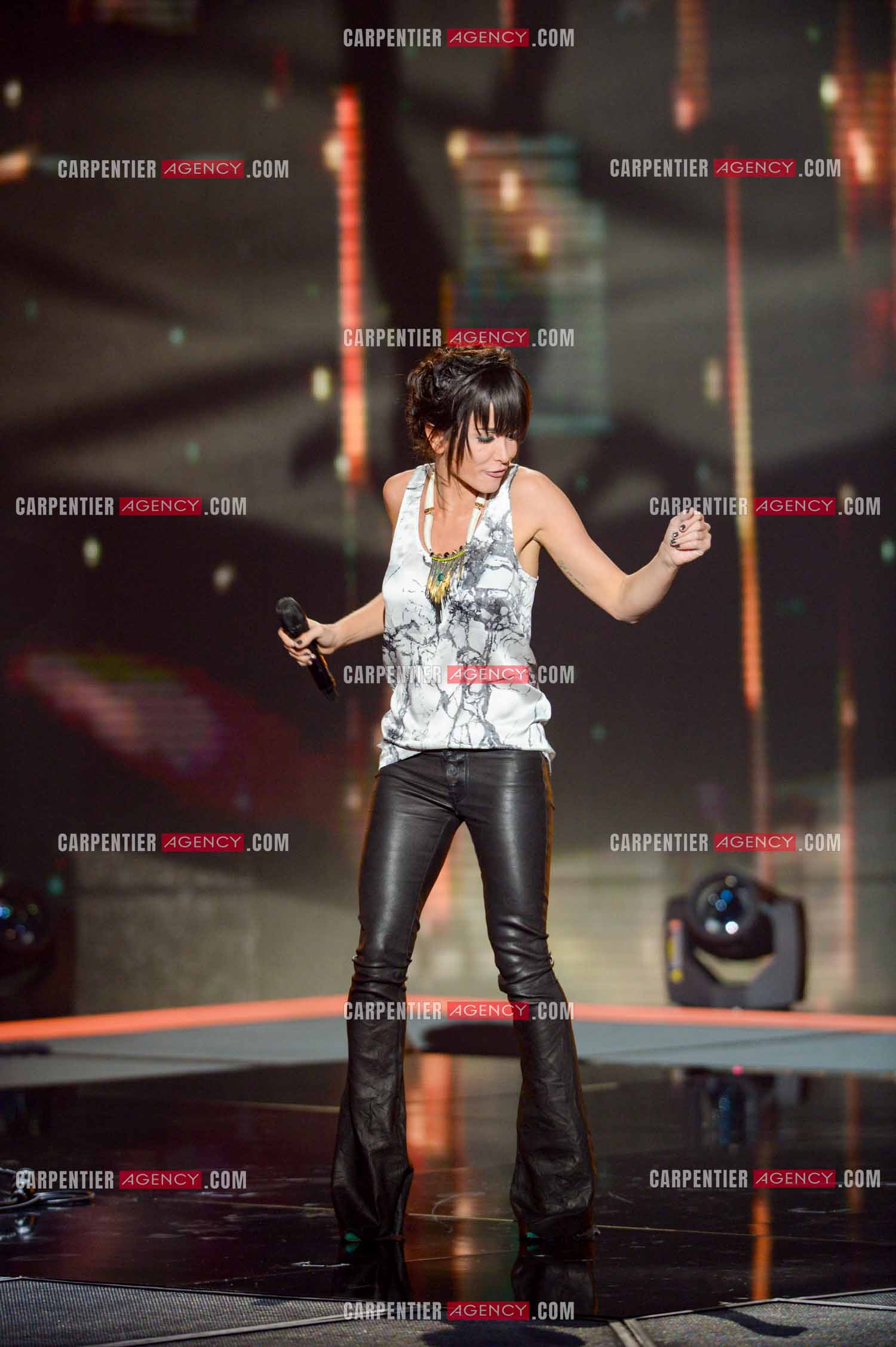 La chanteuse Jenifer Bartoli coach vocal de l'émission The Voice Kid's.  ( Exclusif )