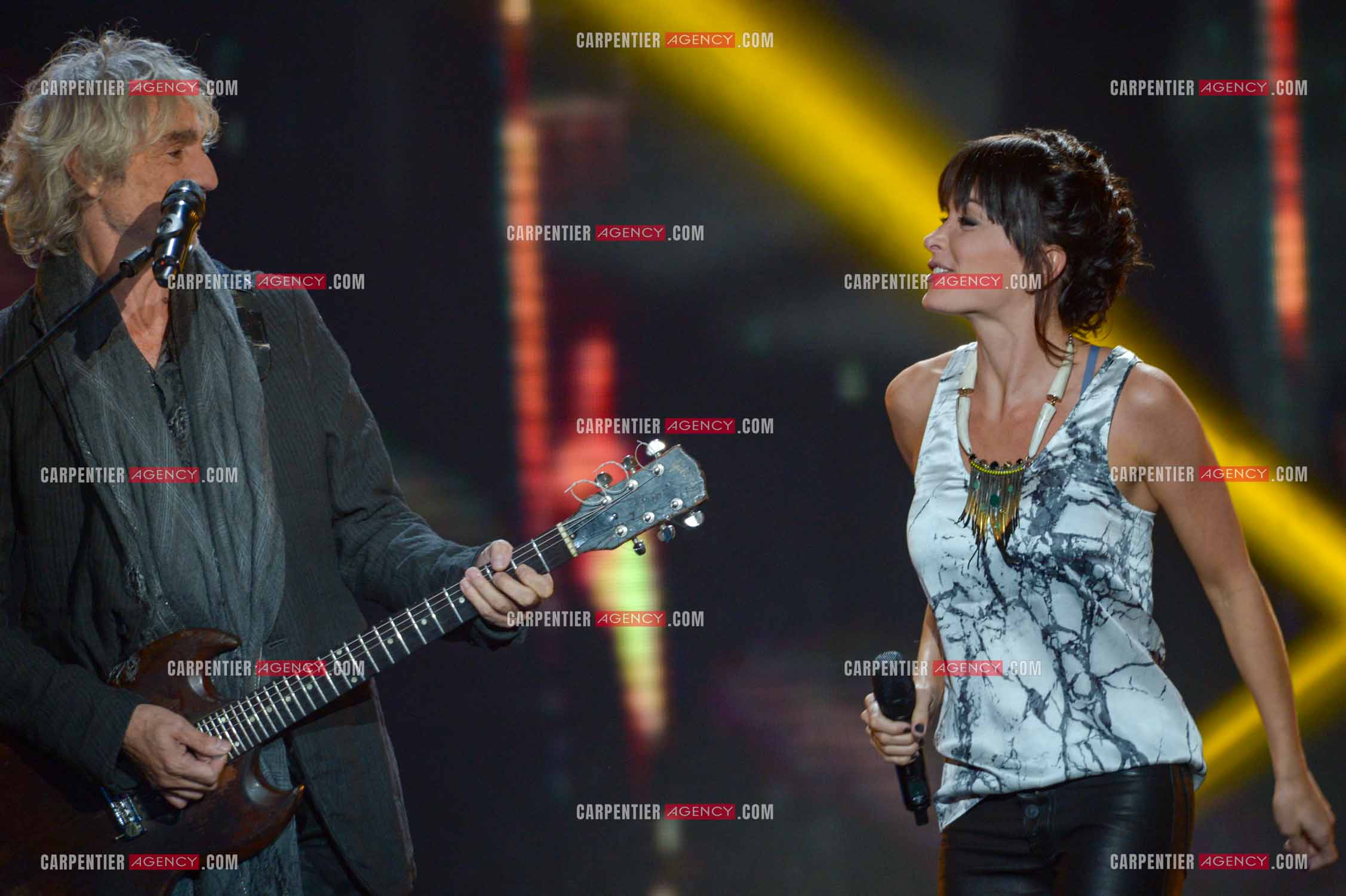 Les deux coachs de l'émission The Voice Kid's Louis Bertignac et Jenifer Bartoli.  ( Exclusif )