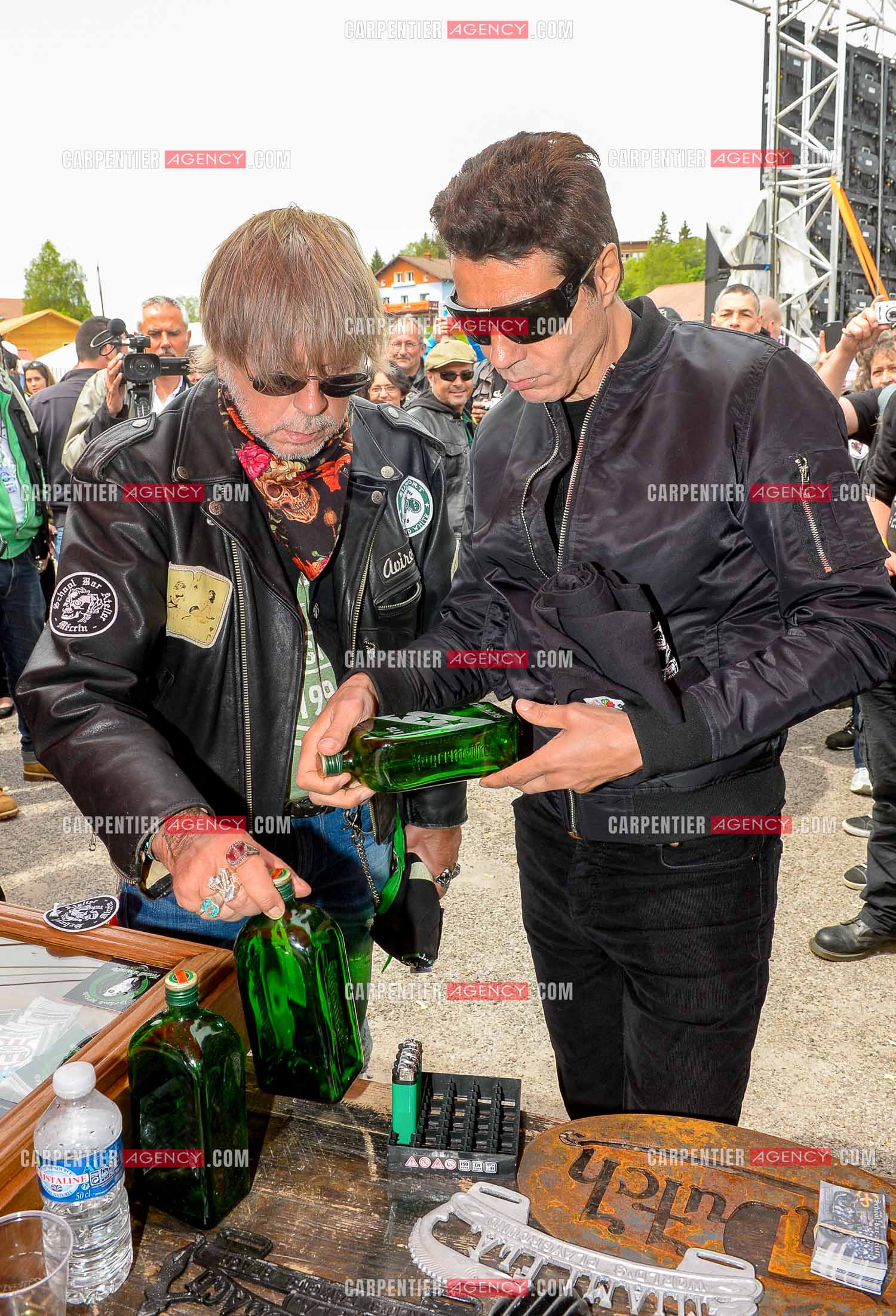 Le chanteur Renaud et son ami Jean-Luc Lahaye présent au festival Motordays à Gérardmer en 2016. (Exclusif )