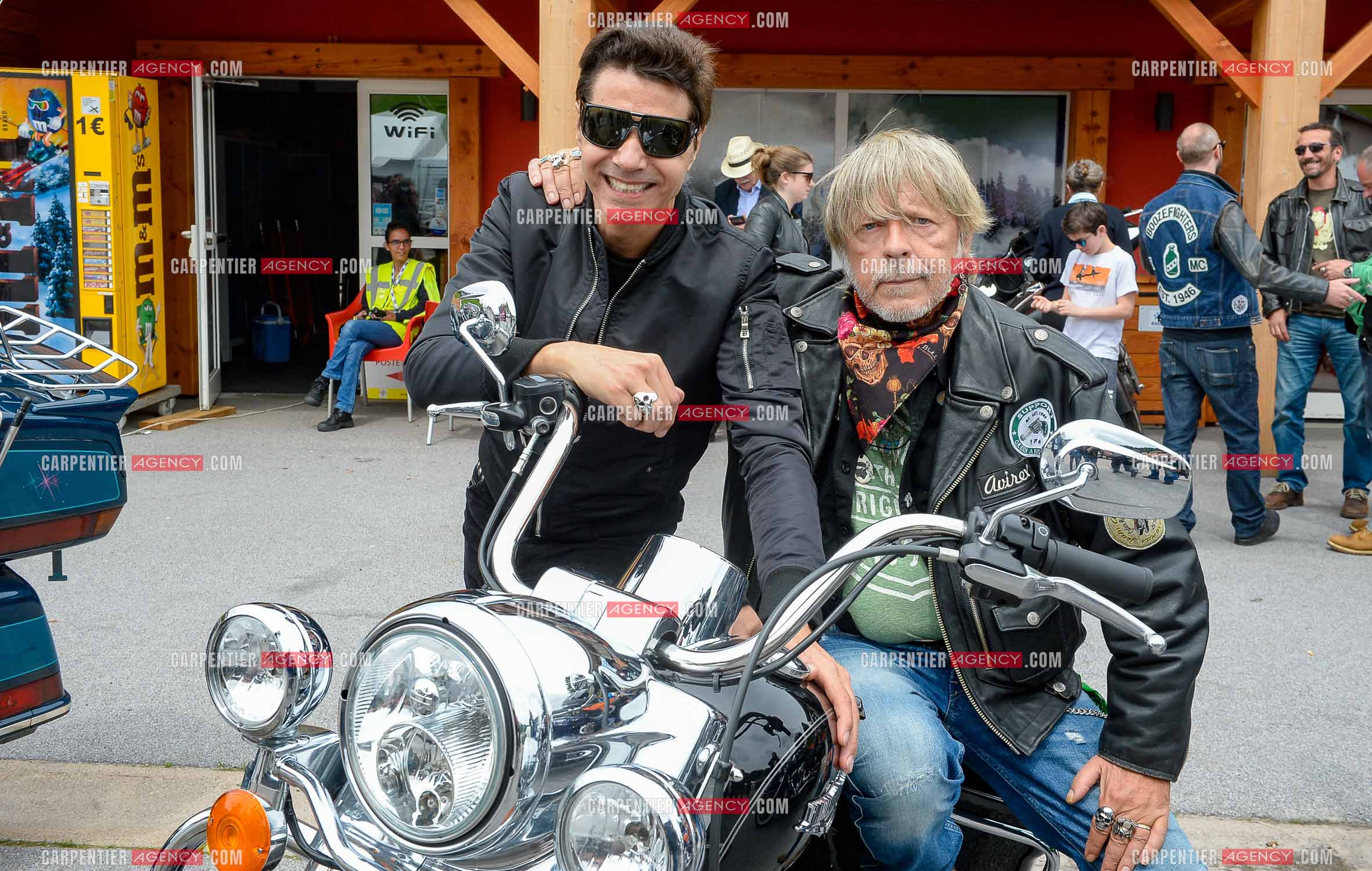 Le chanteur Renaud et son ami Jean-Luc Lahaye présent au festival Motordays à Gérardmer en 2016. (Exclusif )