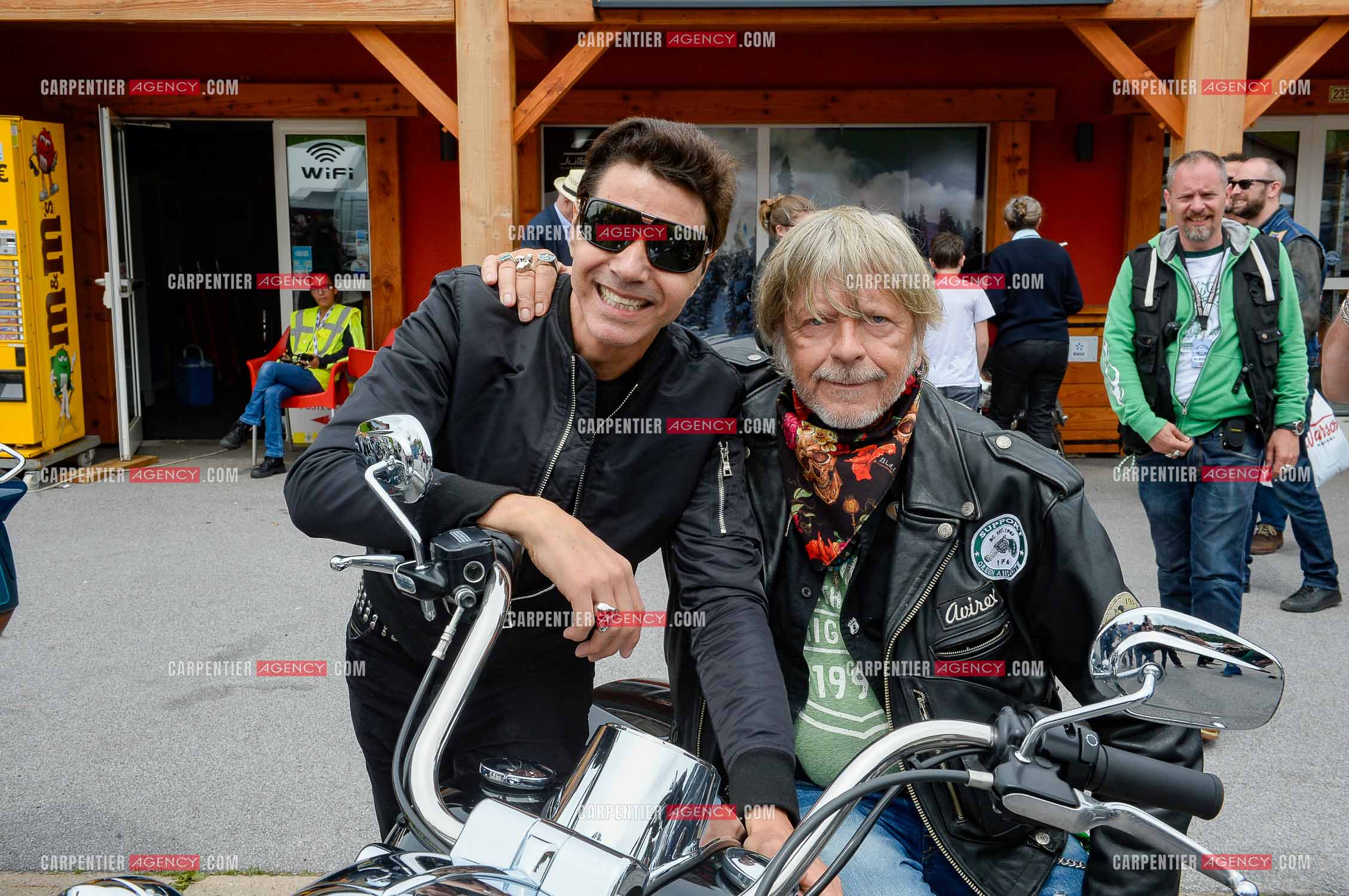 Le chanteur Renaud et son ami Jean-Luc Lahaye présent au festival Motordays à Gérardmer en 2016. (Exclusif )