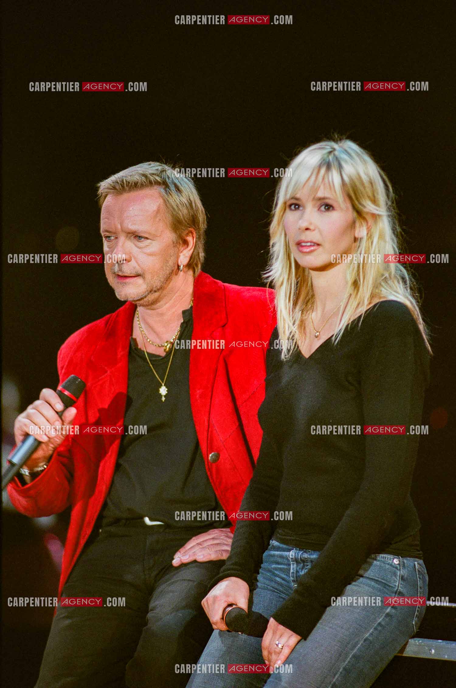 Le chanteur Renaud et sa femme Romane Serda invités pour l'anniversaire des 20 ans du Zénith de Paris.