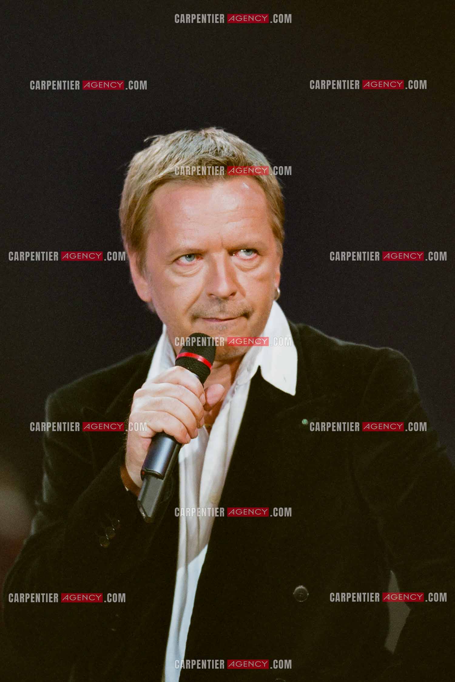 Le chanteur Renaud lors des Victoires de la musique au Zénith de Paris en 2005.