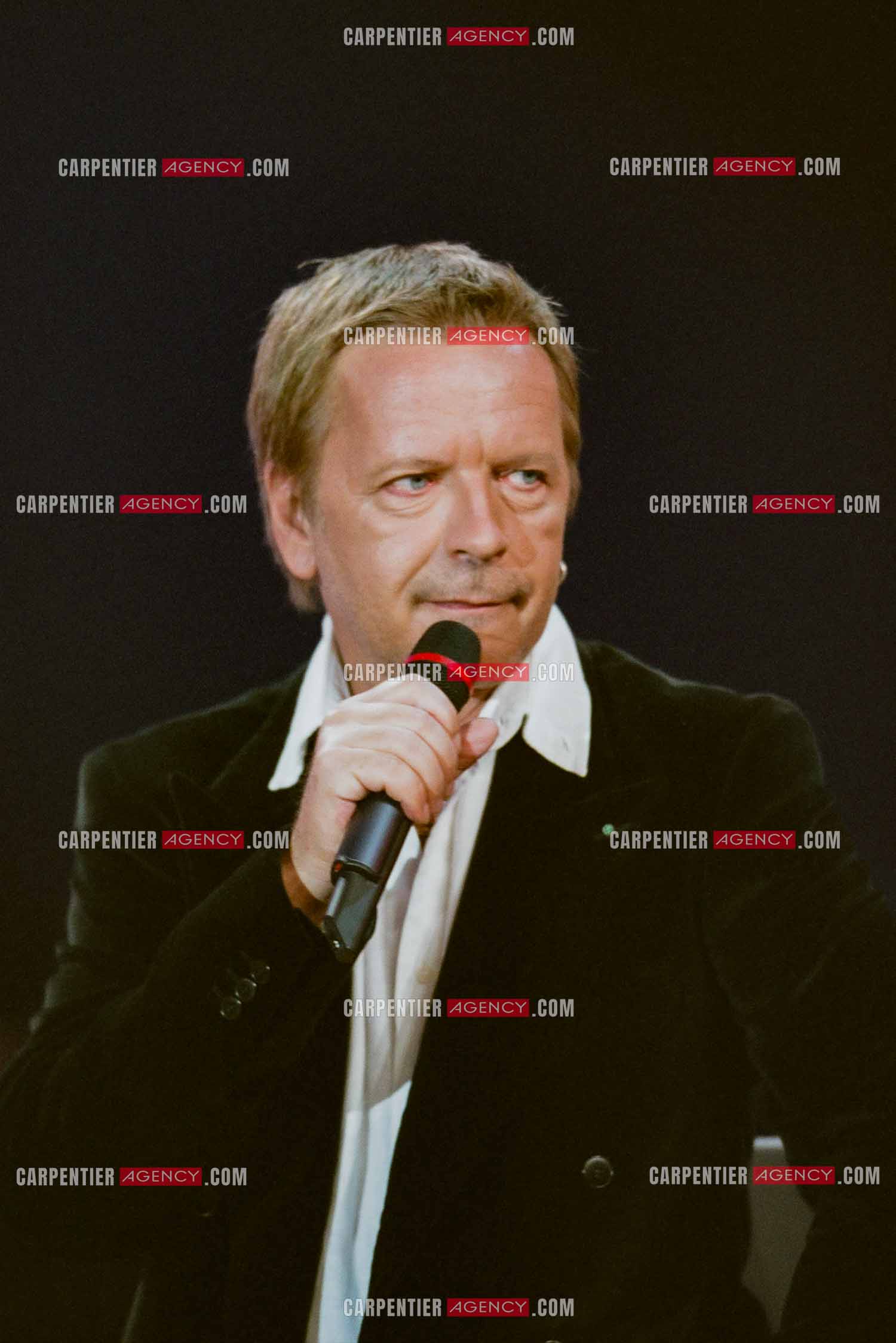 Le chanteur Renaud lors des Victoires de la musique au Zénith de Paris en 2005.