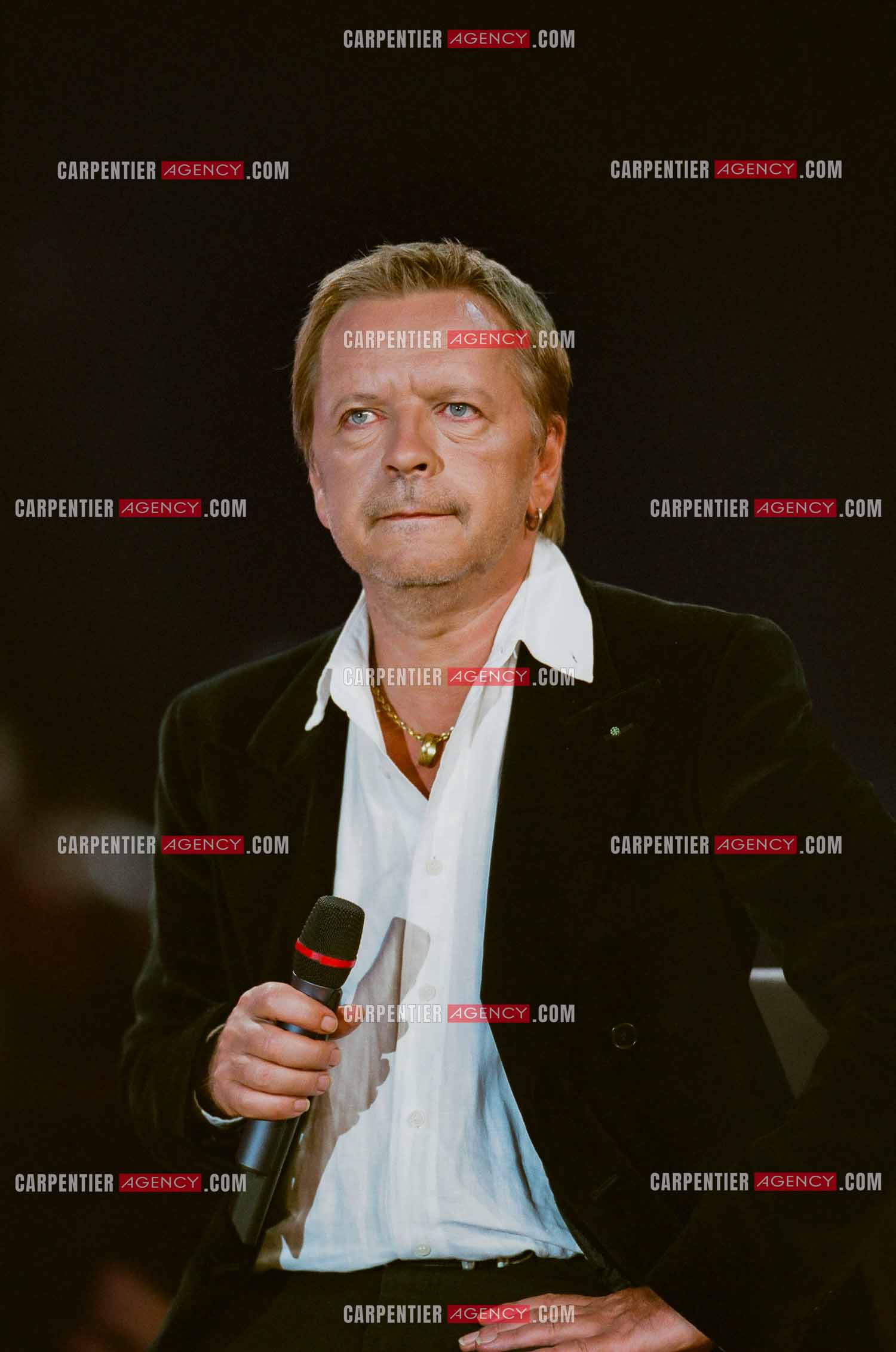 Le chanteur Renaud lors des Victoires de la musique au Zénith de Paris en 2005.