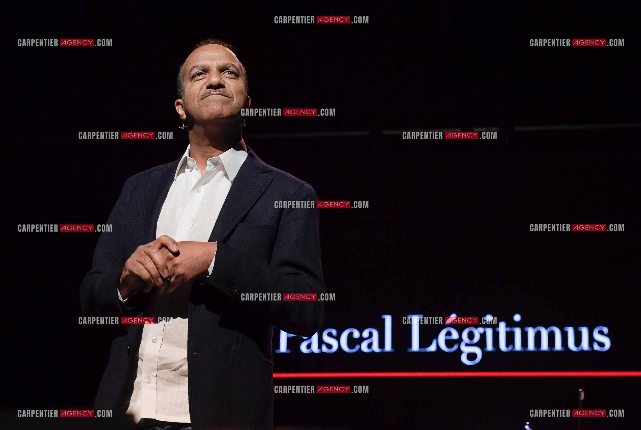 L'humoriste Pascal Légitimus au Silo à Marseille pour l'inauguration de la salle “ Charles Aznavour “.