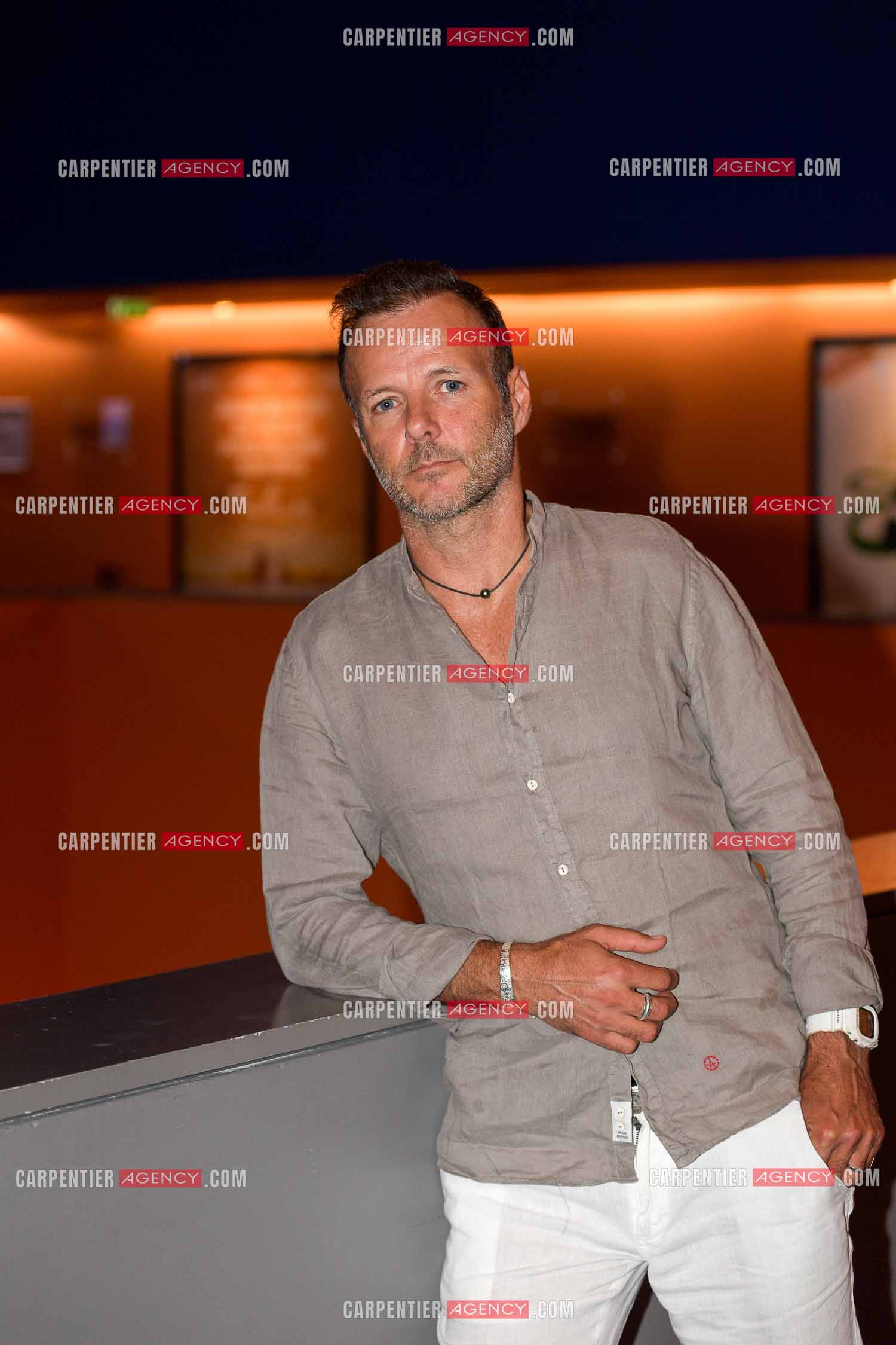 Le réalisateur et acteur  Pierre-François Martin-Laval dit Pef.    ( Exclusif )