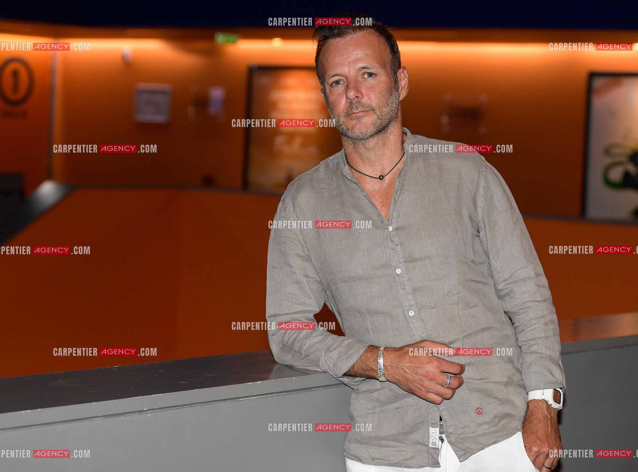 Le réalisateur et acteur  Pierre-François Martin-Laval dit Pef.    ( Exclusif )