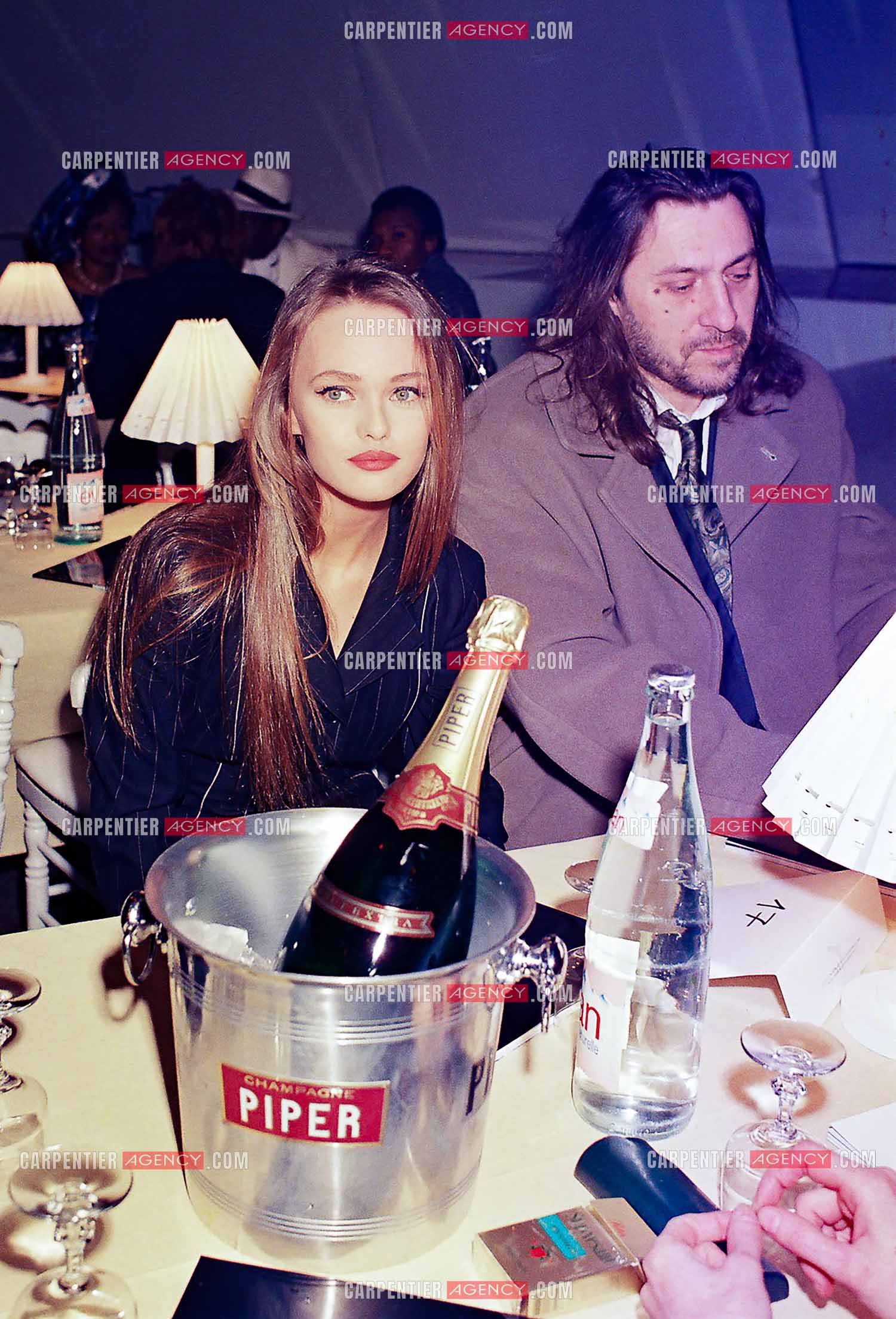 La chanteuse Vanessa Paradis reçoit la Victoires du vidéo clip de l'année pour le titre “ Tandem “ en 1991.