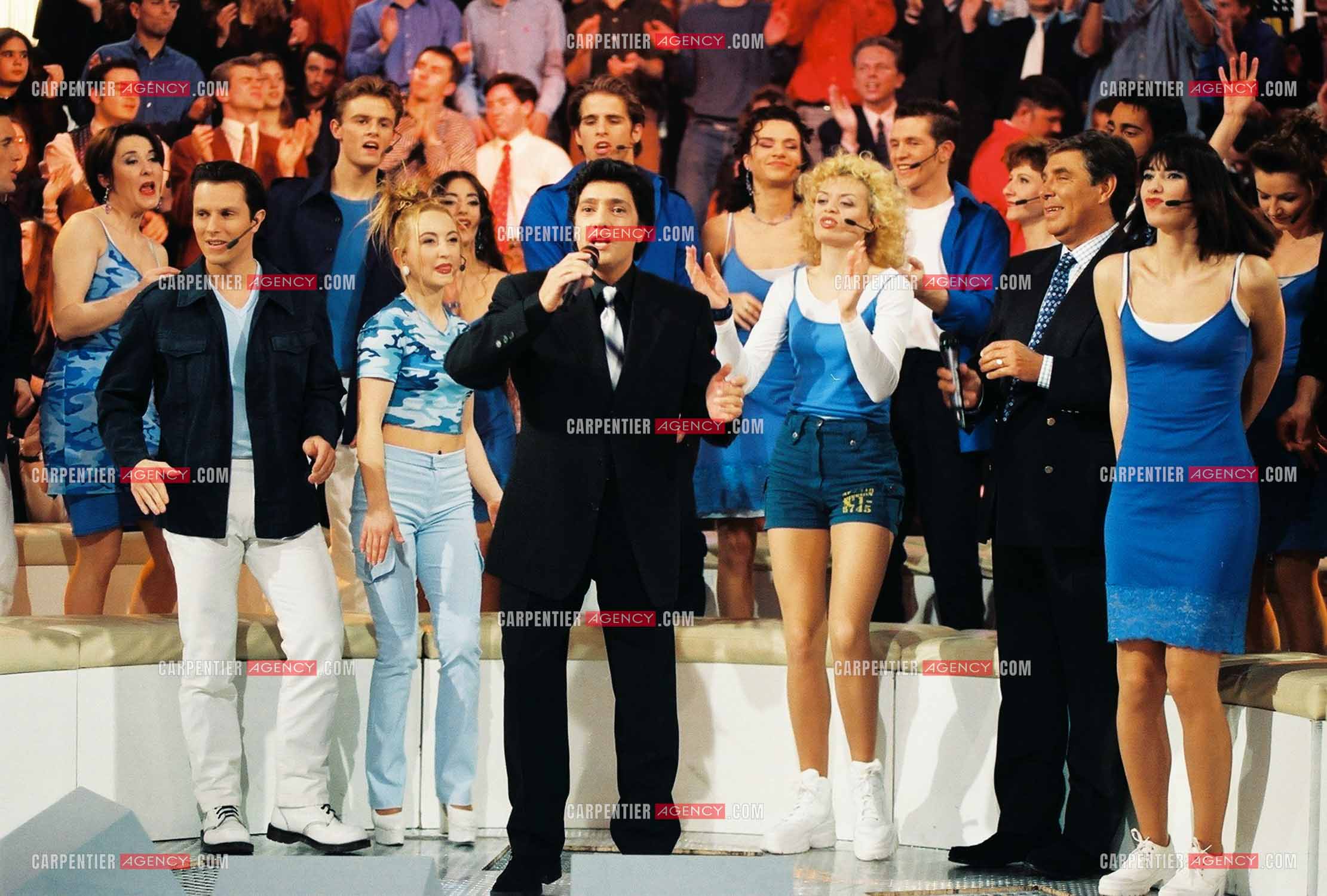 Le chanteur Frédéric François lors de l'enregistrement de l'émission “Les Années Tubes“ présentée par l'animateur Jean-Pierre Foucault.  ( Exclusif )