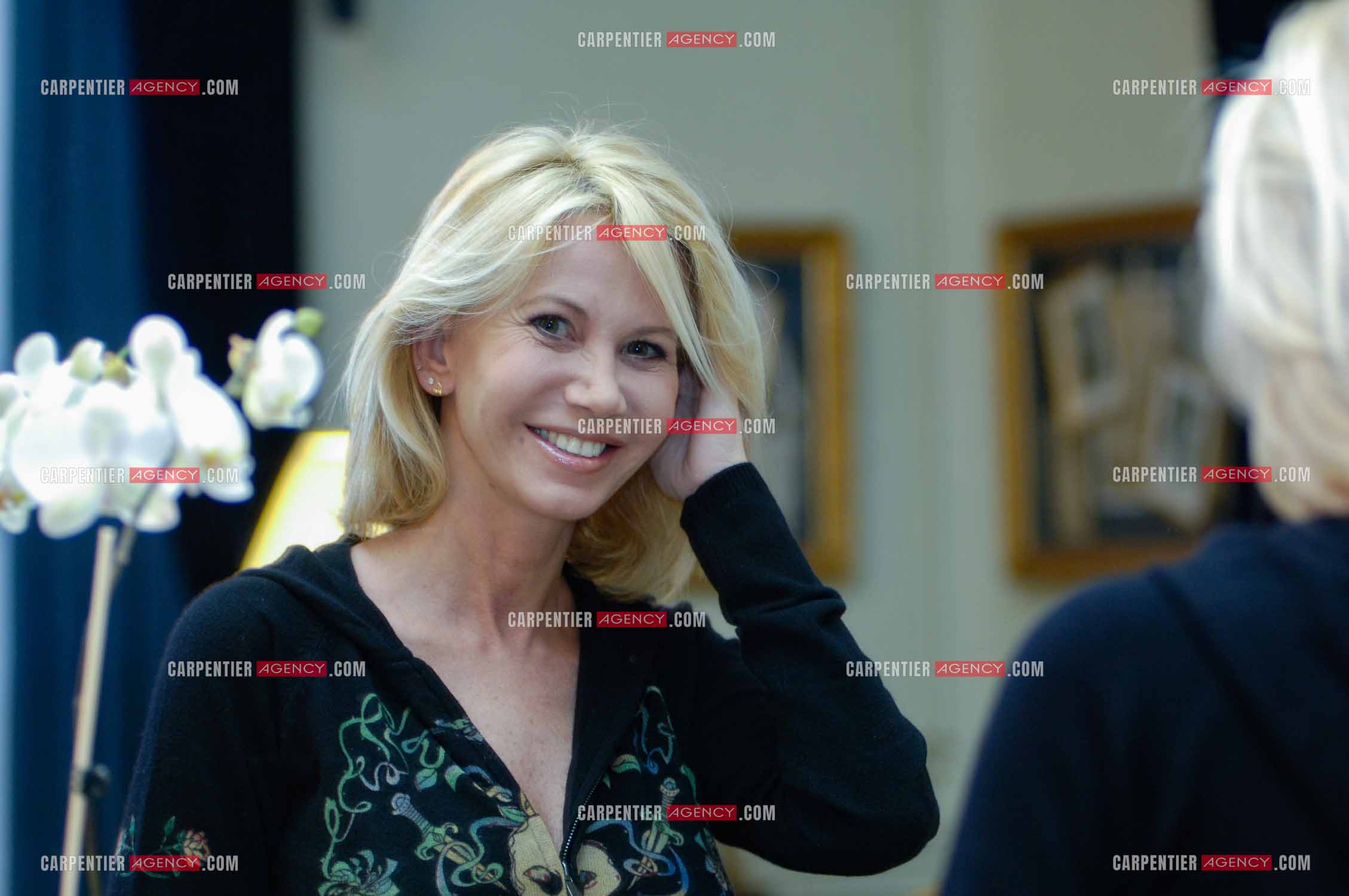 La comédiènne FIONA GELIN à Paris en 2006. ( Exclue )