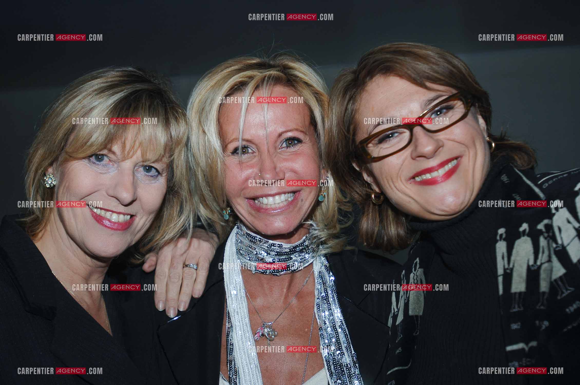 Soirée au VIP à Paris. Chantal Ladesou, Fiona Gélin, et Sonia Dubois.   ( Exclusif )
