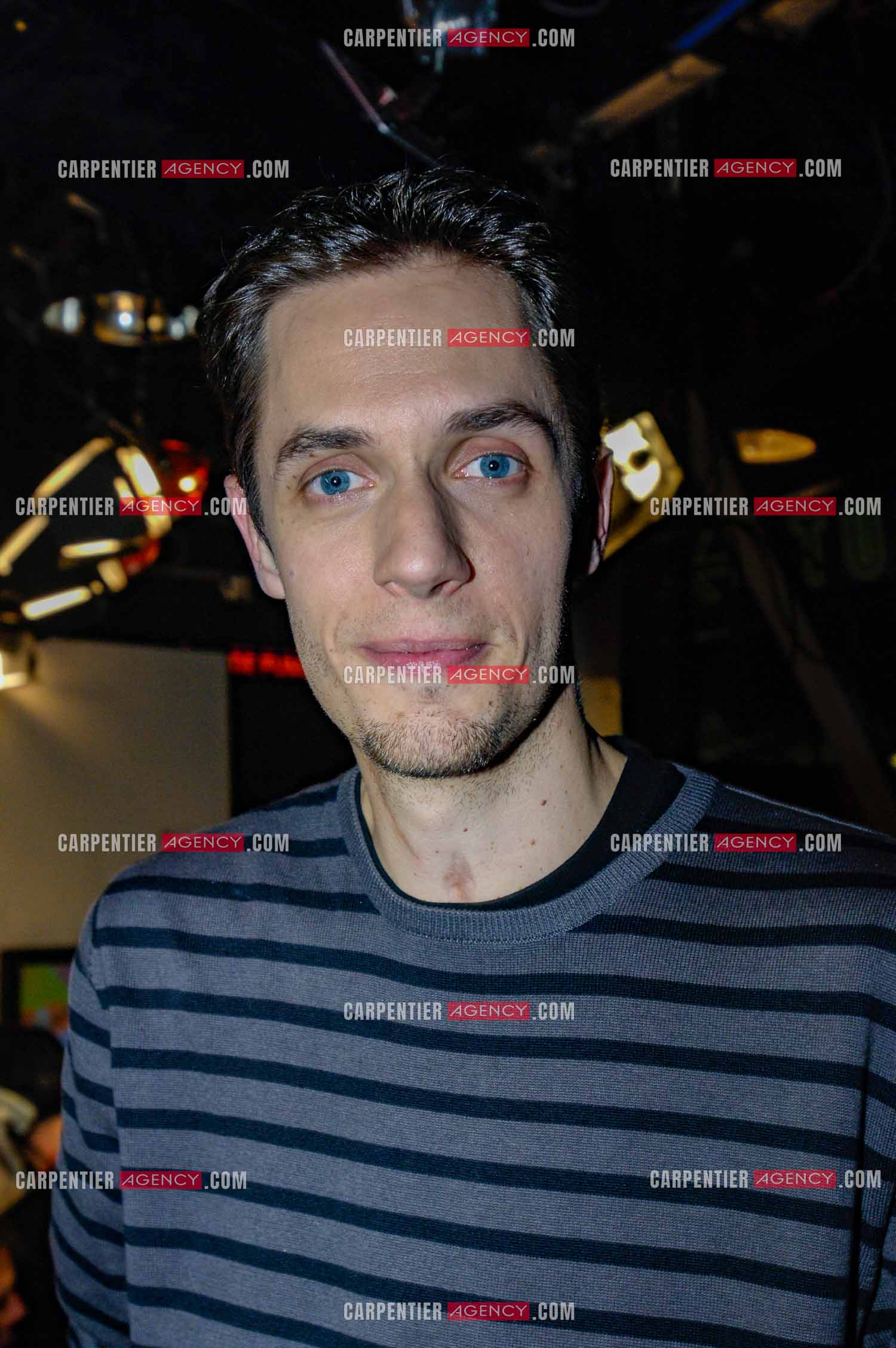 Le rappeur Fabien Marsaud dit Grand Corps Malade aux Victoires de la Musique en 2007. Le rappeur reçoit deux Victoires: Celle de l'artiste révélation scène et la Victoire de l'album révélation.                   ( Exclusif )