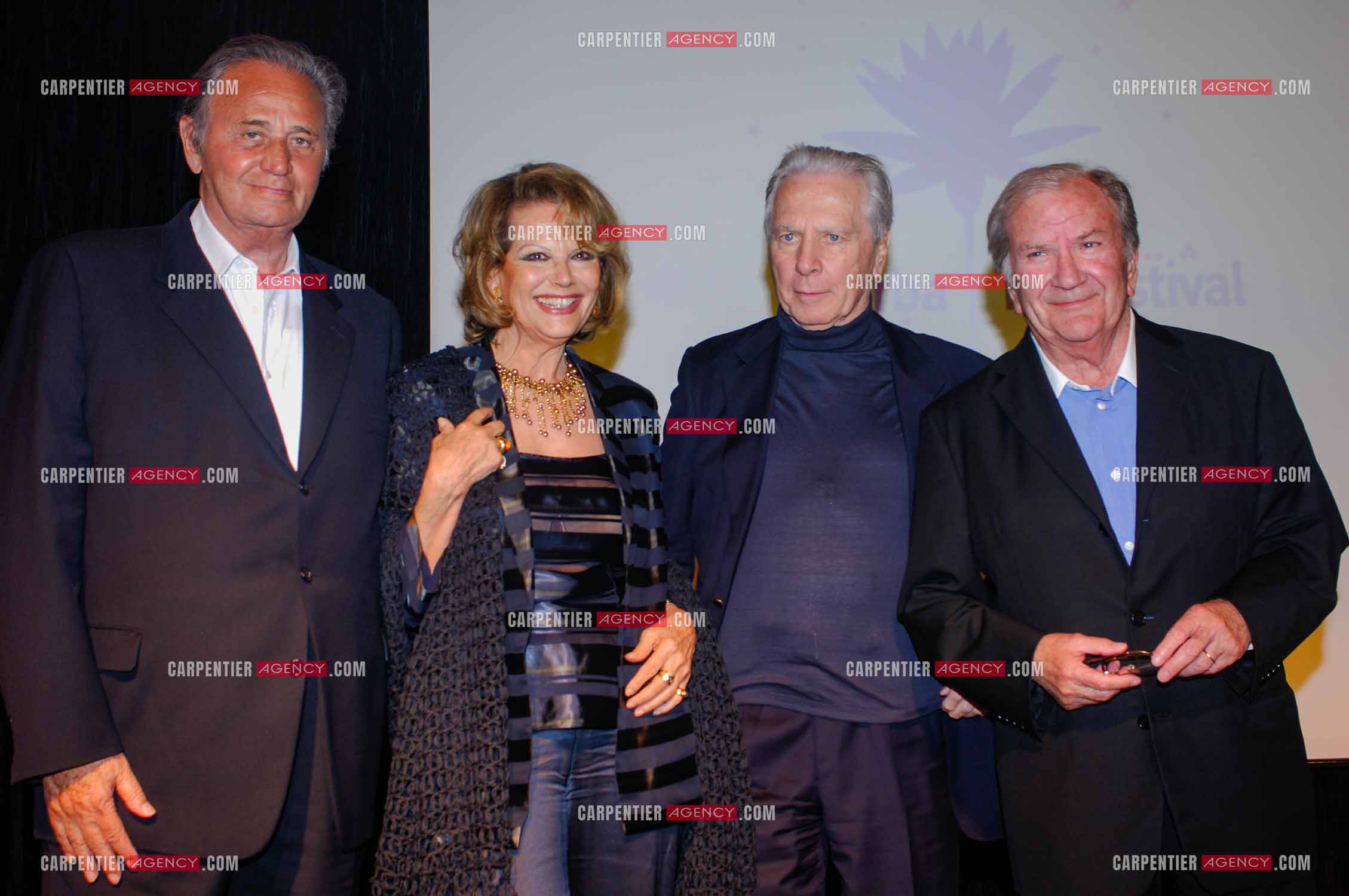 Festival du film à l'hôtel Yadis à Djerba en Tunisie du 28 au 30 Avril 2006. Roger Hanin, Claudia Cardinale, Maurice Jarre et Pierre Mondy.