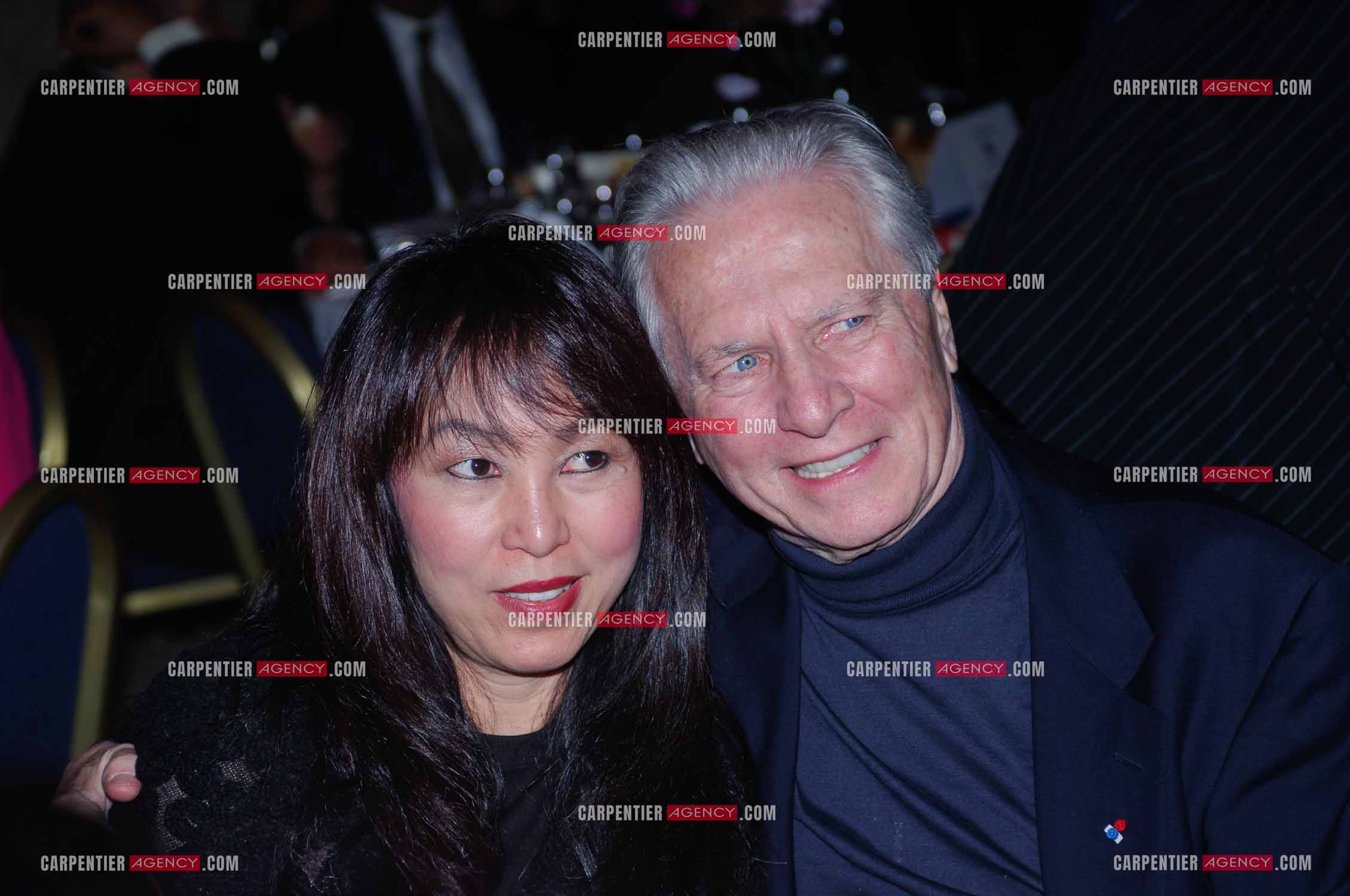 Festival du film à l'hôtel Yadis à Djerba en Tunisie du 28 au 30 Avril 2006. Le compositeur Maurice Jarre et sa femme Fui Fong Khong Jarre.