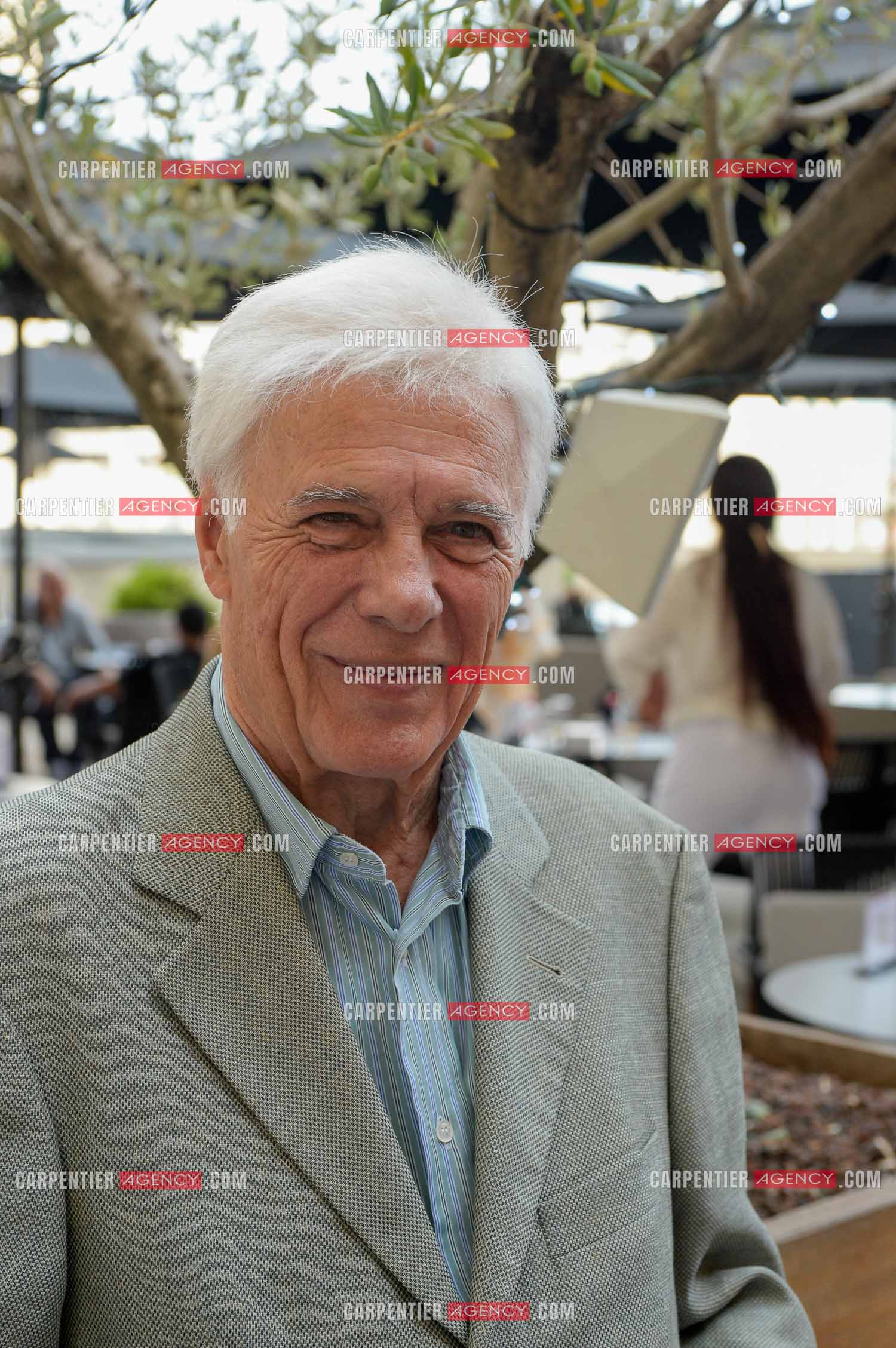Le comédien Guy Bedos lors du salon du livre à Marseille.