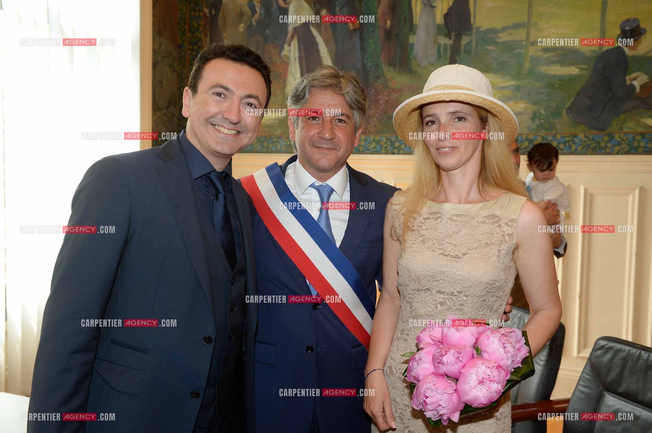 Mariage entre Claire Voyard et l'humoriste imitateur Gérald Dahan à la mairie de St Ouen officié par le maire (UDI) de Saint-Ouen William Delannoy. Le 13Juin 2015 ( Exclusif )