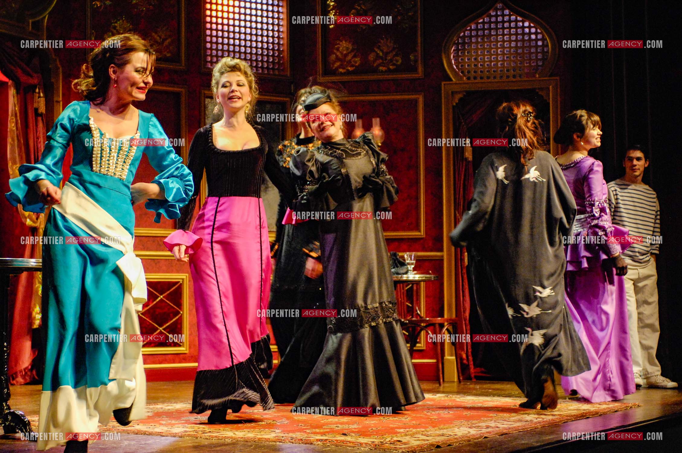 Générale de la pièce “ Les Demoiselles D'Avignon “ de Jaime Salom et les artistes, Catherine Allégret, Christelle Reboul, Laura Presgurvic, Félicien Juttner, Cécile Luciani, Serena Reinaldi et Cécile Bois au théâtre Rive Gauche à Paris le 06 Février 2008.   ( Exclusif )