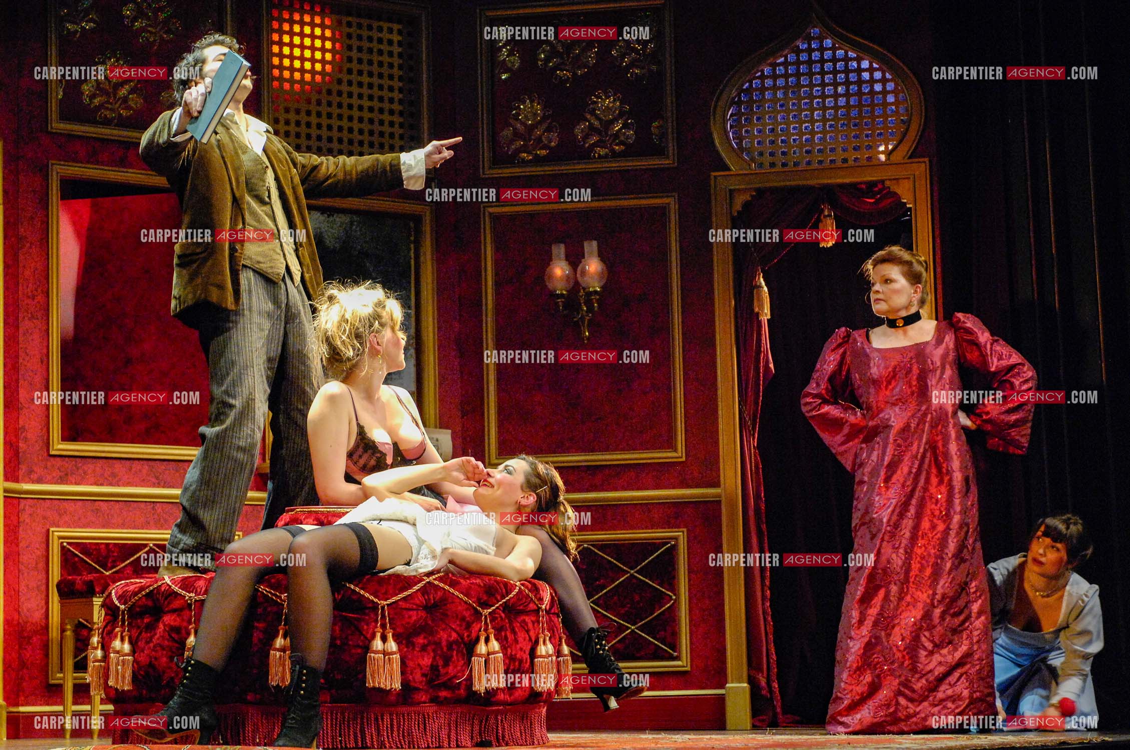 Générale de la pièce “ Les Demoiselles D'Avignon “ de Jaime Salom et les artistes, Catherine Allégret, Christelle Reboul, Laura Presgurvic, Félicien Juttner, Cécile Luciani, Serena Reinaldi et Cécile Bois au théâtre Rive Gauche à Paris le 06 Février 2008.   ( Exclusif )