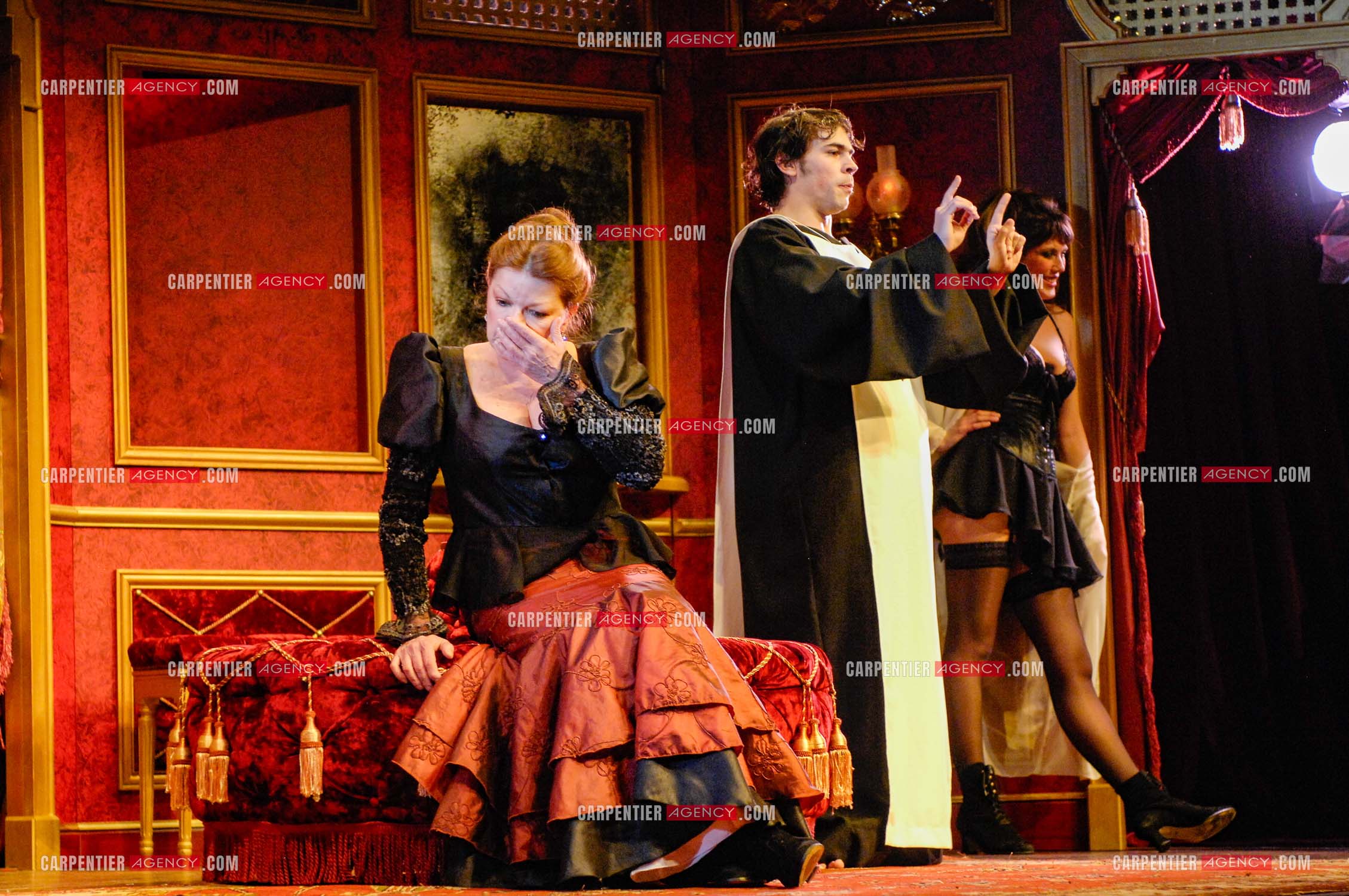 Générale de la pièce “ Les Demoiselles D'Avignon “ de Jaime Salom et les artistes, Catherine Allégret, Christelle Reboul, Laura Presgurvic, Félicien Juttner, Cécile Luciani, Serena Reinaldi et Cécile Bois au théâtre Rive Gauche à Paris le 06 Février 2008.   ( Exclusif )