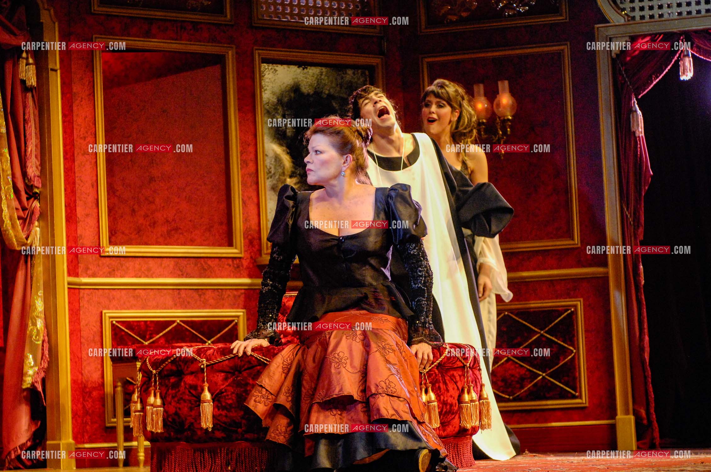 Générale de la pièce “ Les Demoiselles D'Avignon “ de Jaime Salom et les artistes, Catherine Allégret, Christelle Reboul, Laura Presgurvic, Félicien Juttner, Cécile Luciani, Serena Reinaldi et Cécile Bois au théâtre Rive Gauche à Paris le 06 Février 2008.   ( Exclusif )