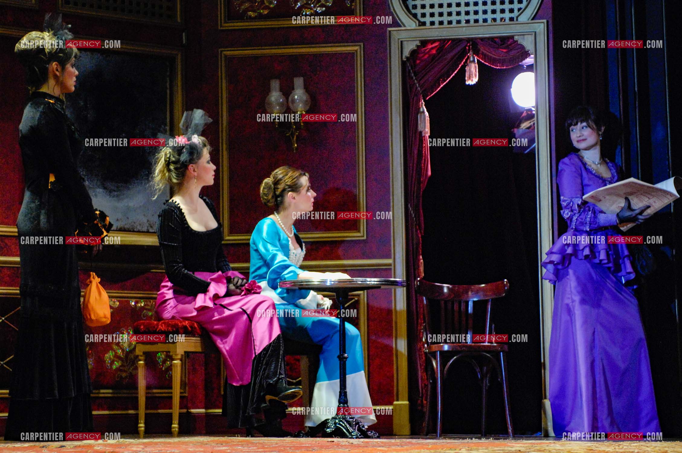 Générale de la pièce “ Les Demoiselles D'Avignon “ de Jaime Salom et les artistes, Catherine Allégret, Christelle Reboul, Laura Presgurvic, Félicien Juttner, Cécile Luciani, Serena Reinaldi et Cécile Bois au théâtre Rive Gauche à Paris le 06 Février 2008.   ( Exclusif )