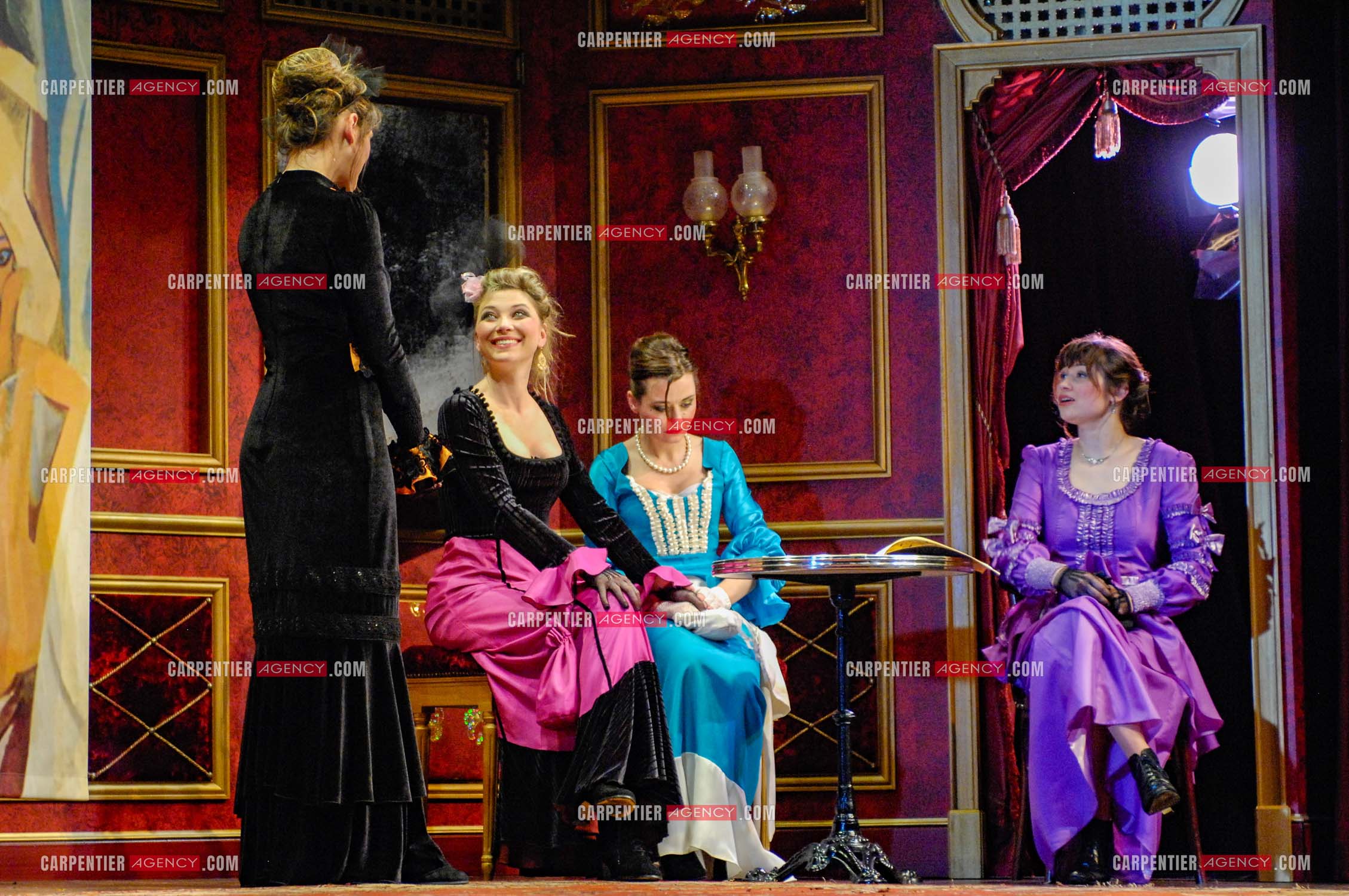 Générale de la pièce “ Les Demoiselles D'Avignon “ de Jaime Salom et les artistes, Catherine Allégret, Christelle Reboul, Laura Presgurvic, Félicien Juttner, Cécile Luciani, Serena Reinaldi et Cécile Bois au théâtre Rive Gauche à Paris le 06 Février 2008.   ( Exclusif )