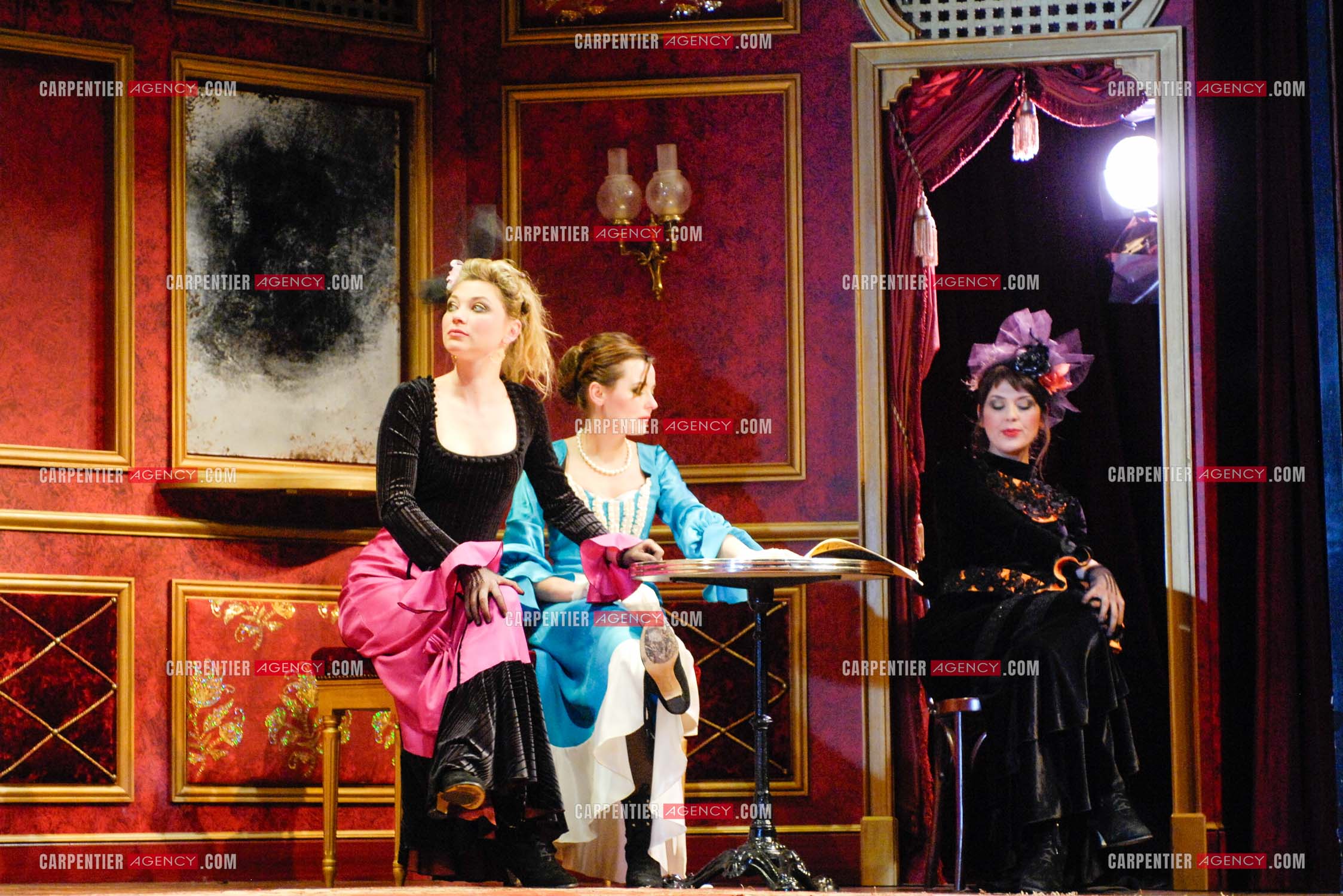 Générale de la pièce “ Les Demoiselles D'Avignon “ de Jaime Salom et les artistes, Catherine Allégret, Christelle Reboul, Laura Presgurvic, Félicien Juttner, Cécile Luciani, Serena Reinaldi et Cécile Bois au théâtre Rive Gauche à Paris le 06 Février 2008.   ( Exclusif )