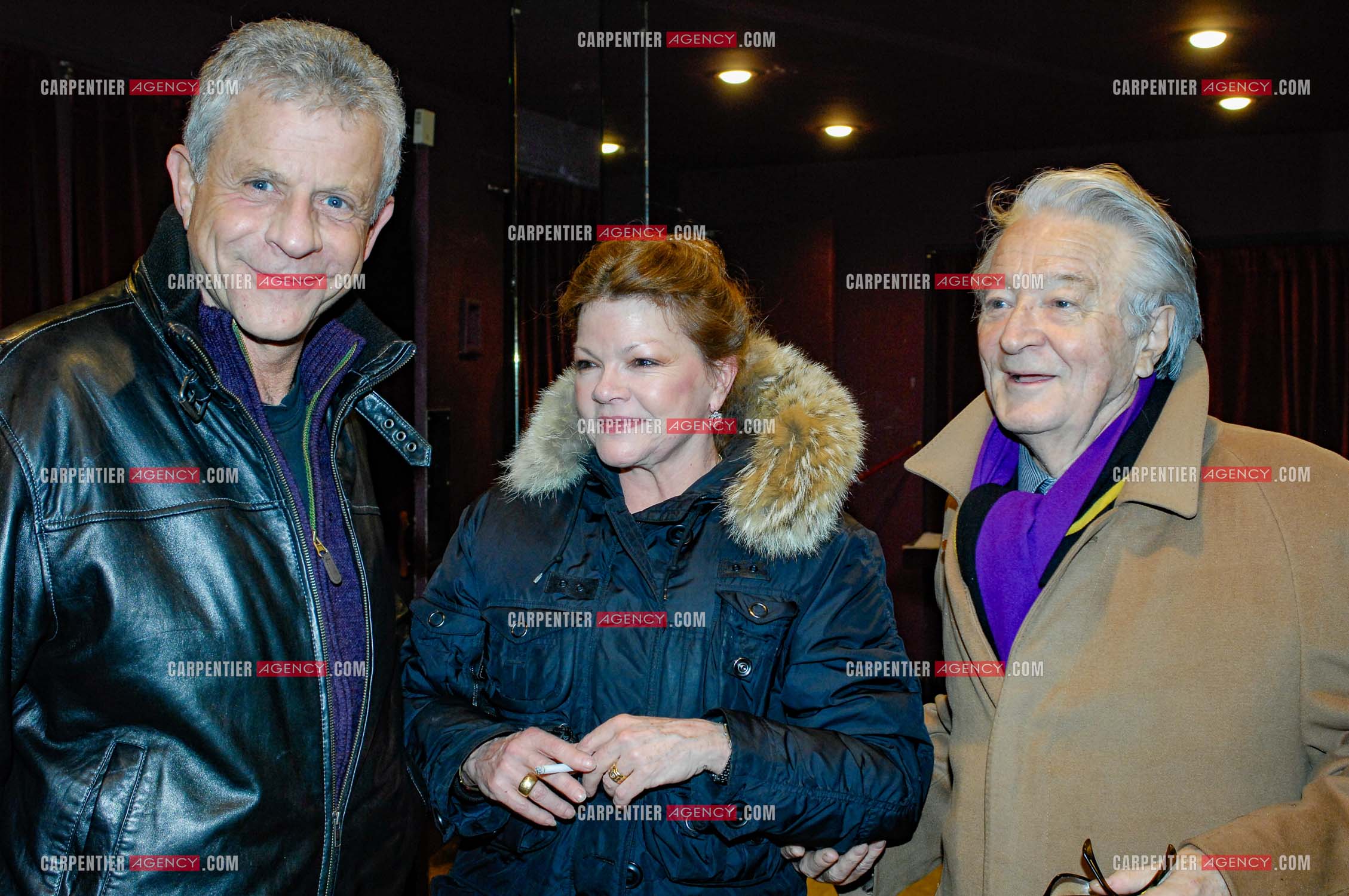 Générale de la pièce “ Les Demoiselles D'Avignon “ de Jaime Salom au théâtre Rive Gauche à Paris le 06 Février 2008. Dans les loges, l'actrice Catherine Allégret entourée de l'acteur Georges Beller et du ministre Roland Dumas.   ( Exclusif )