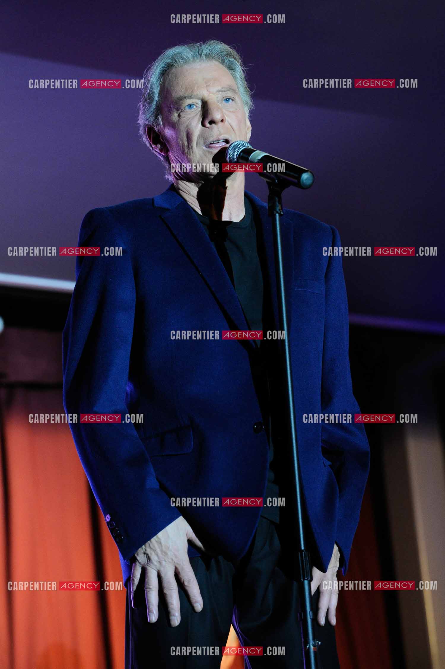 Herbert Léonard à St Just lors de la tournée LA MARSEILLAISE en 2011.    ( Exclusif )