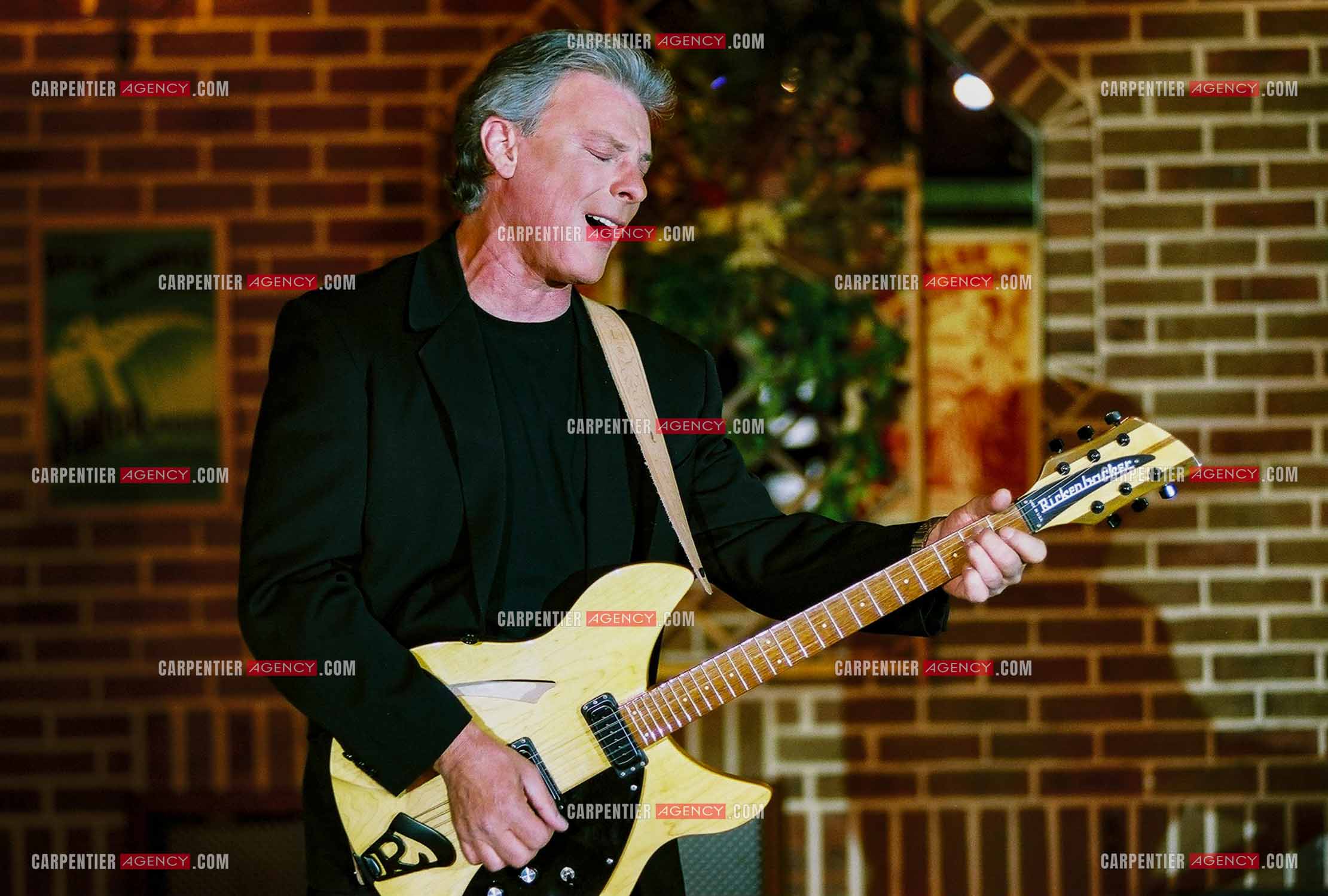 Le chanteur Herbert Léonard lors d'un Gala en 2004.    ( Exclusif )