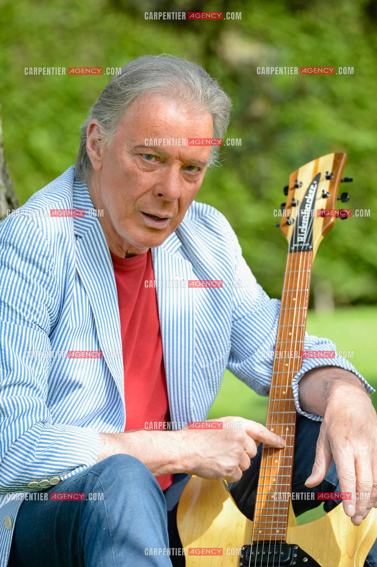 Le chanteur Herbert Léonard chez lui a Barbizon.    ( Exclusif )