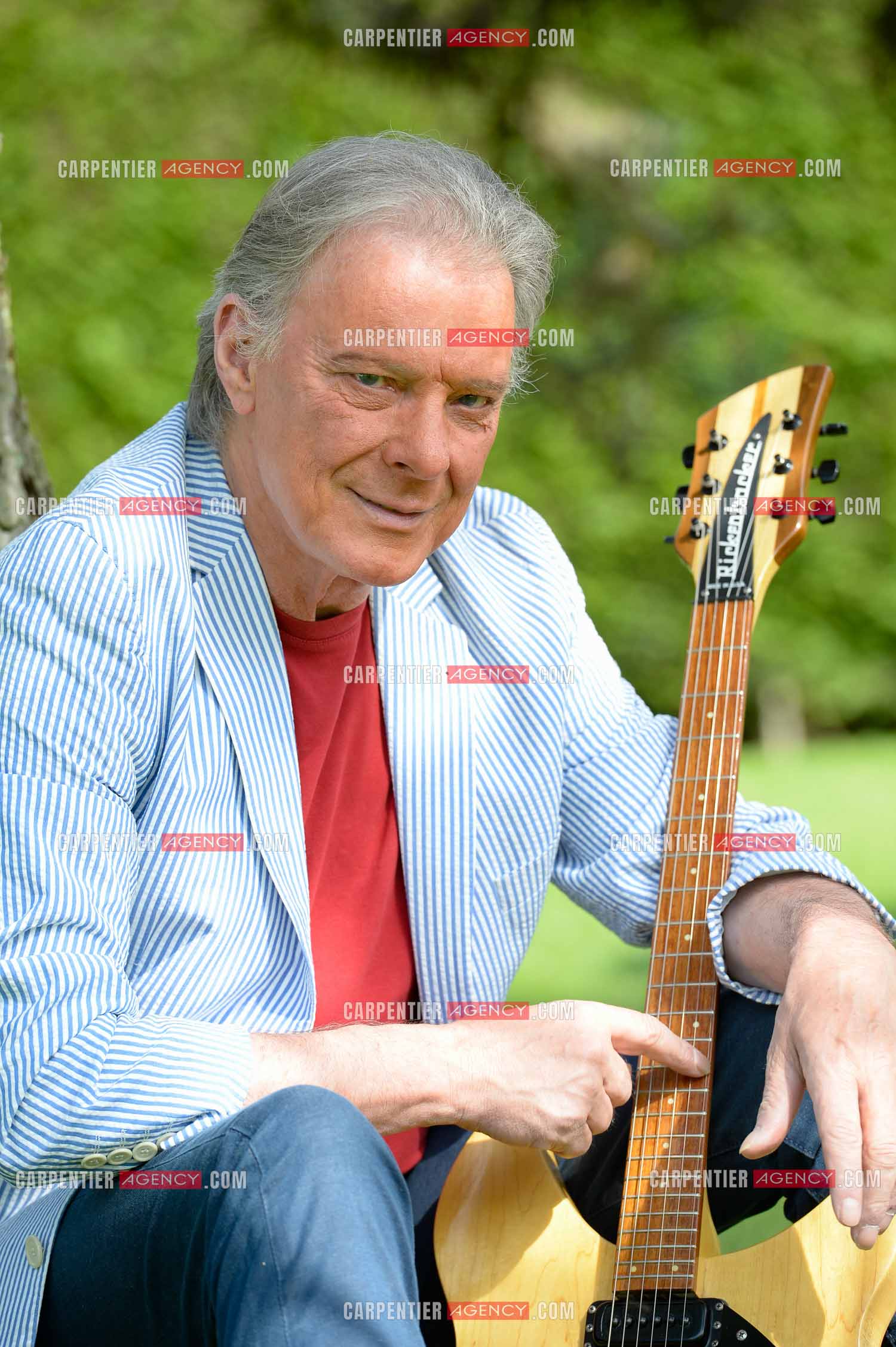 Le chanteur Herbert Léonard chez lui a Barbizon.    ( Exclusif )