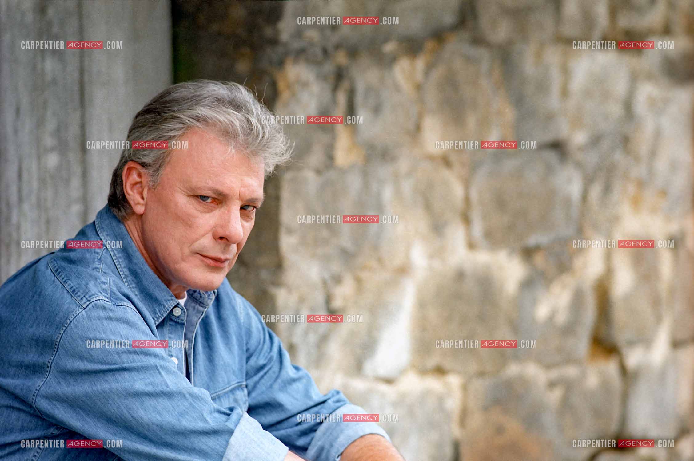 Le chanteur Herbert Léonard chez lui à Barbizon. ( Exclusif )