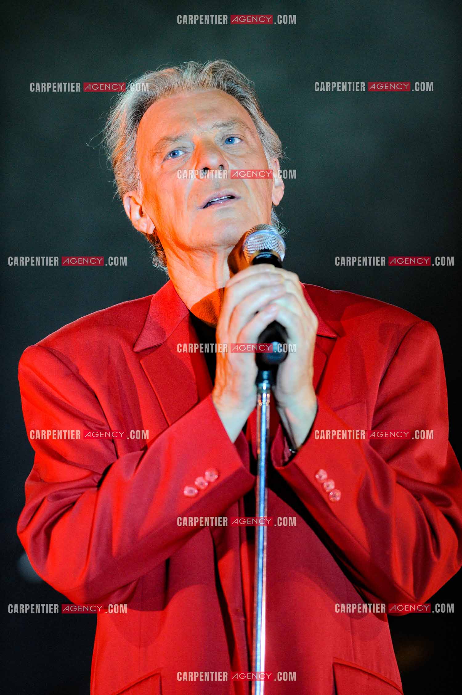 Le chanteur Herbert Léonard en concert en 2011.    ( Exclusif )