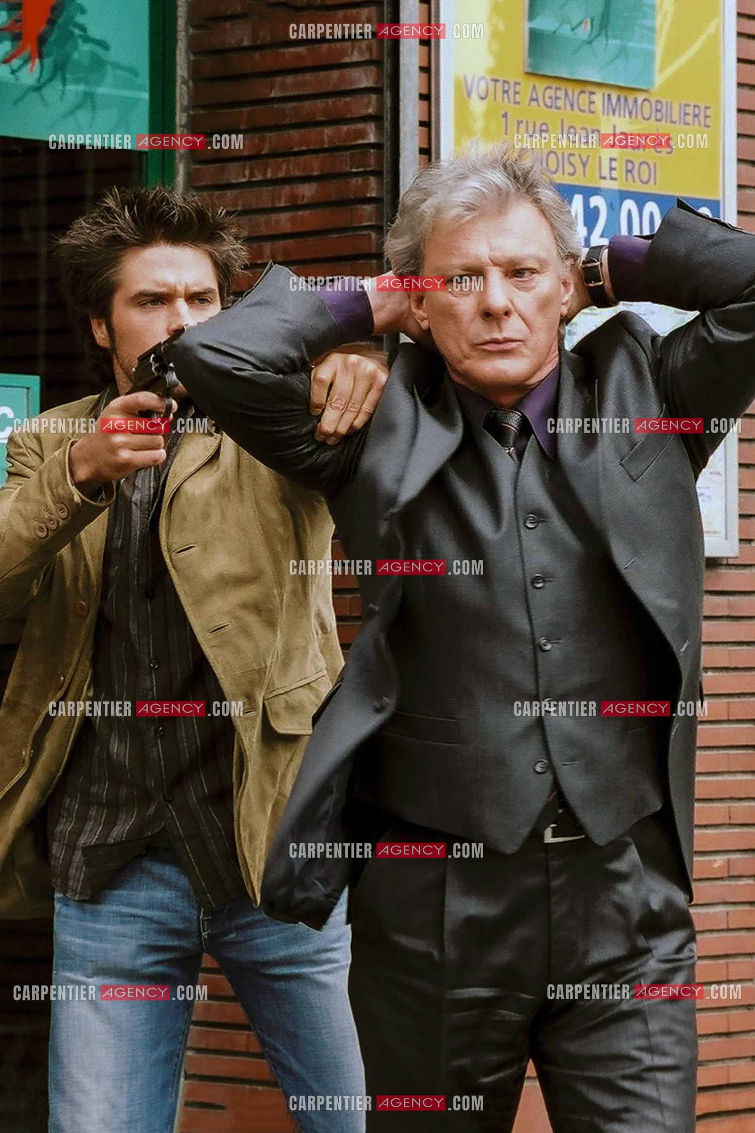 Herbert Léonard et l'acteur Anthony Dupray sur le tournage de la série Navarro.     ( Exclusif )